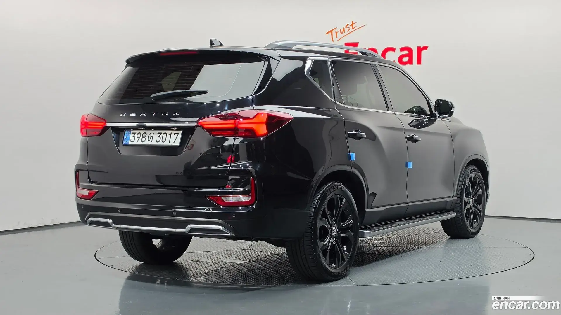 Main__Slider__Photo:Rexton KG Mobility 2021.8-1