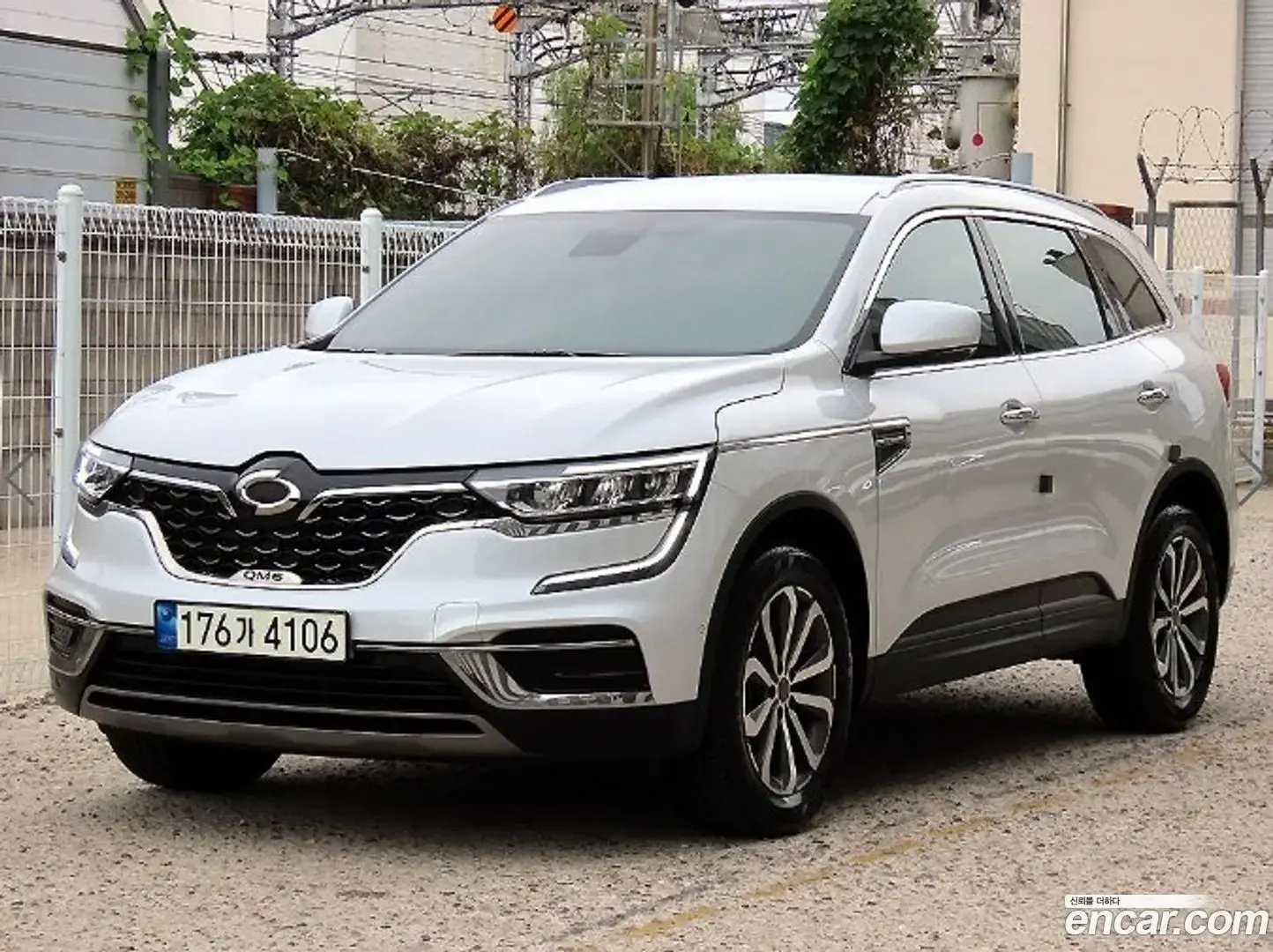 Main__Slider__Photo:QM6 Renault Korea 2022.0-1