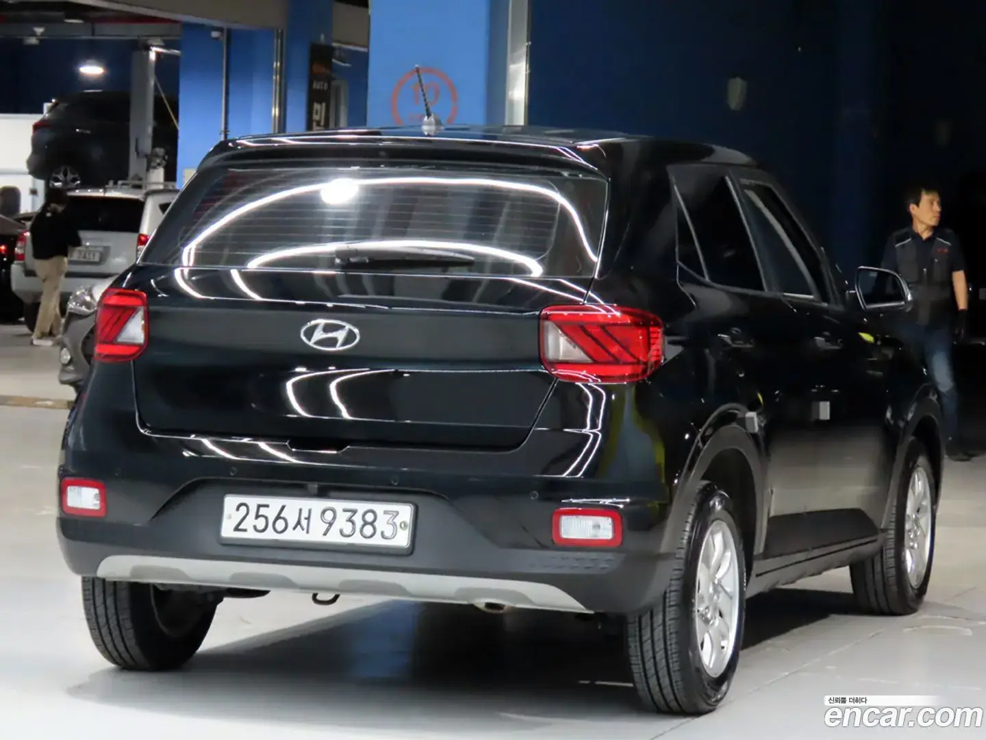 Main__Slider__Photo:Venue Hyundai 2020.0-1