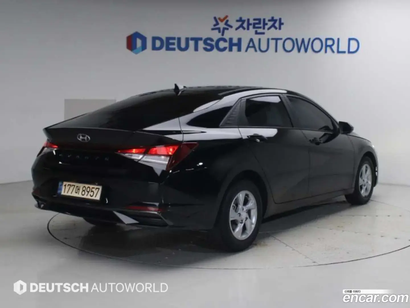 Main__Slider__Photo:AVANTE Hyundai 2022.1-1