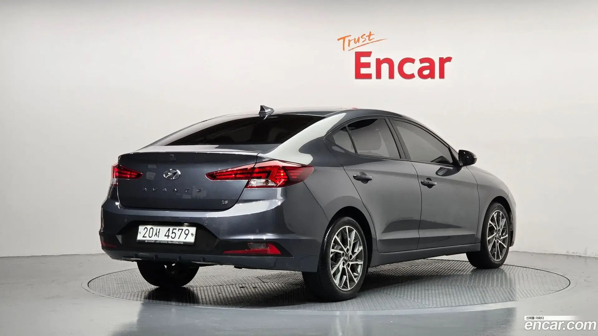Main__Slider__Photo:AVANTE Hyundai 2019.7-1