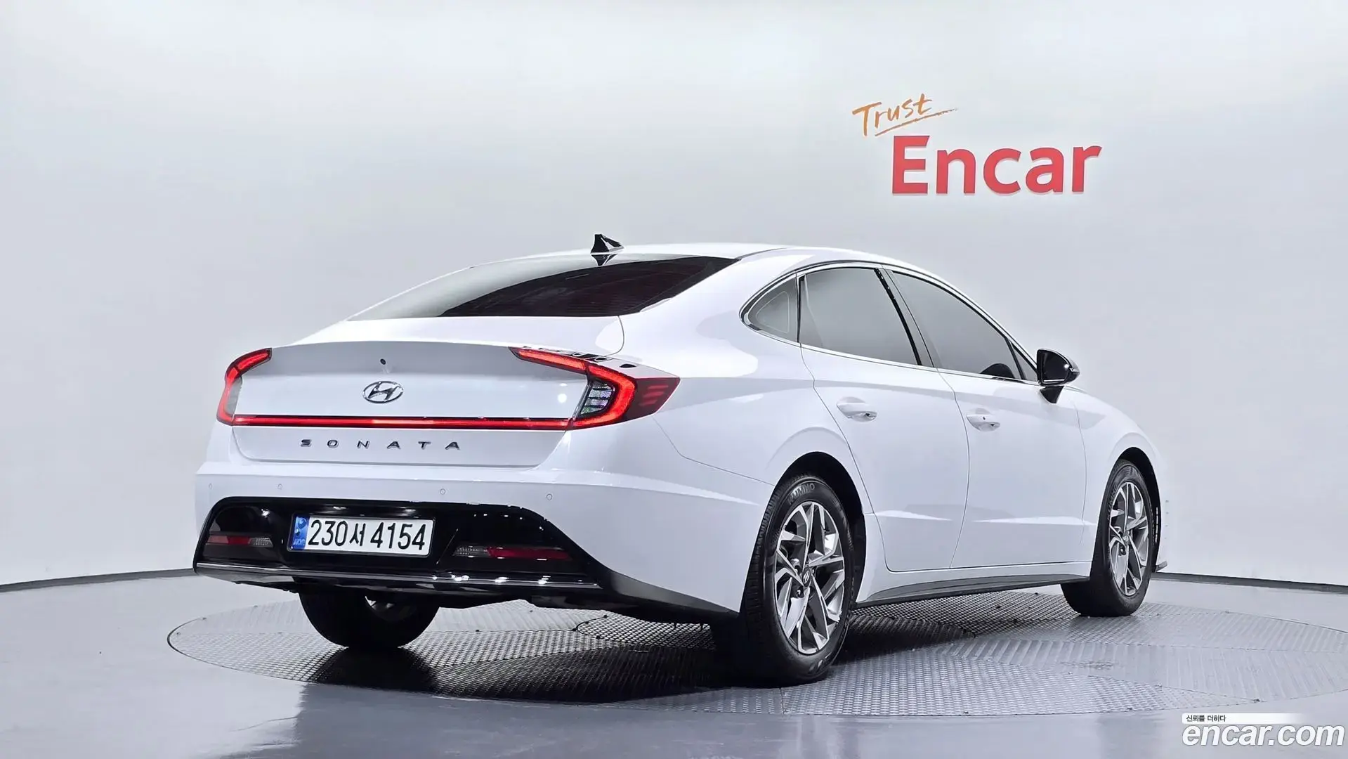 Main__Slider__Photo:Sonata Hyundai 2021.9-1