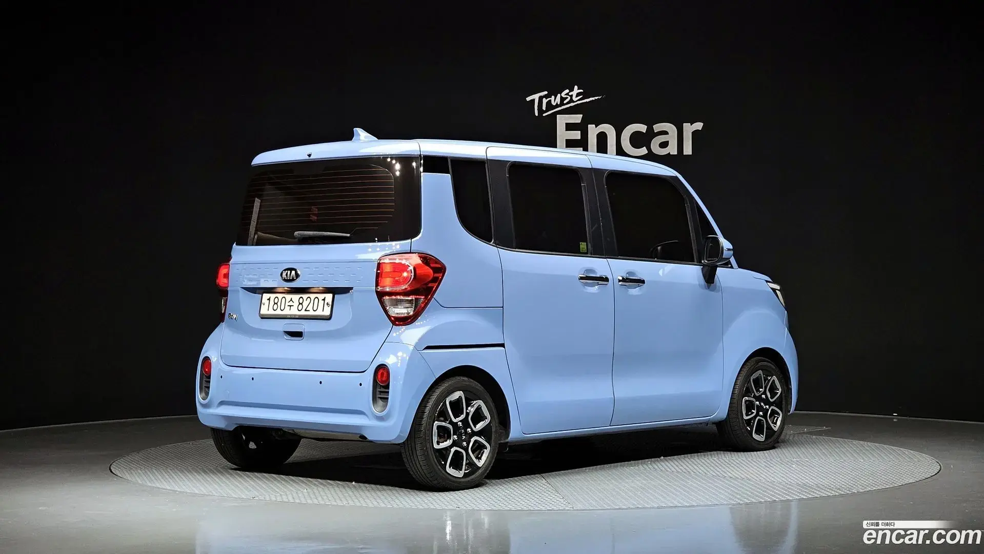 Main__Slider__Photo:RAY Kia 2021.5-1