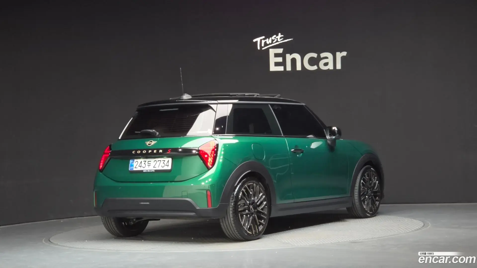Main__Slider__Photo:Cooper Mini 2025.7-1