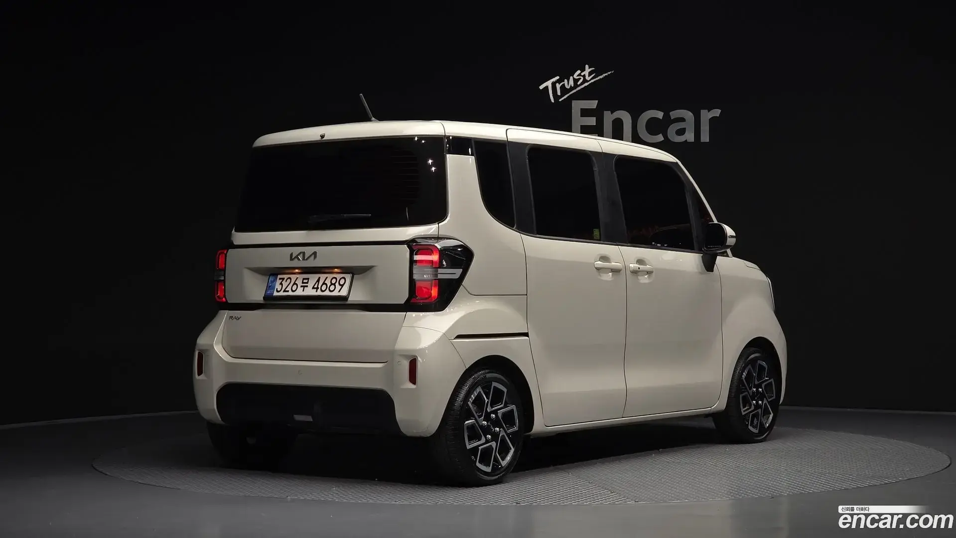 Main__Slider__Photo:RAY Kia 2022.10-1