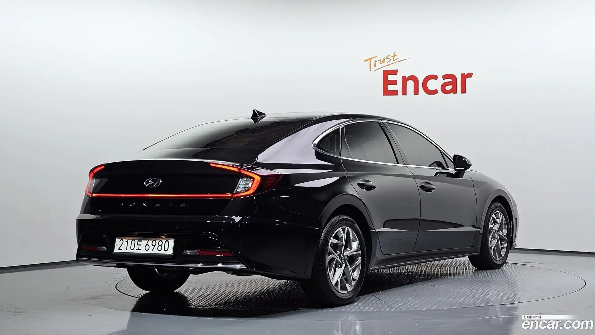 Main__Slider__Photo:Sonata Hyundai 2021.5-1