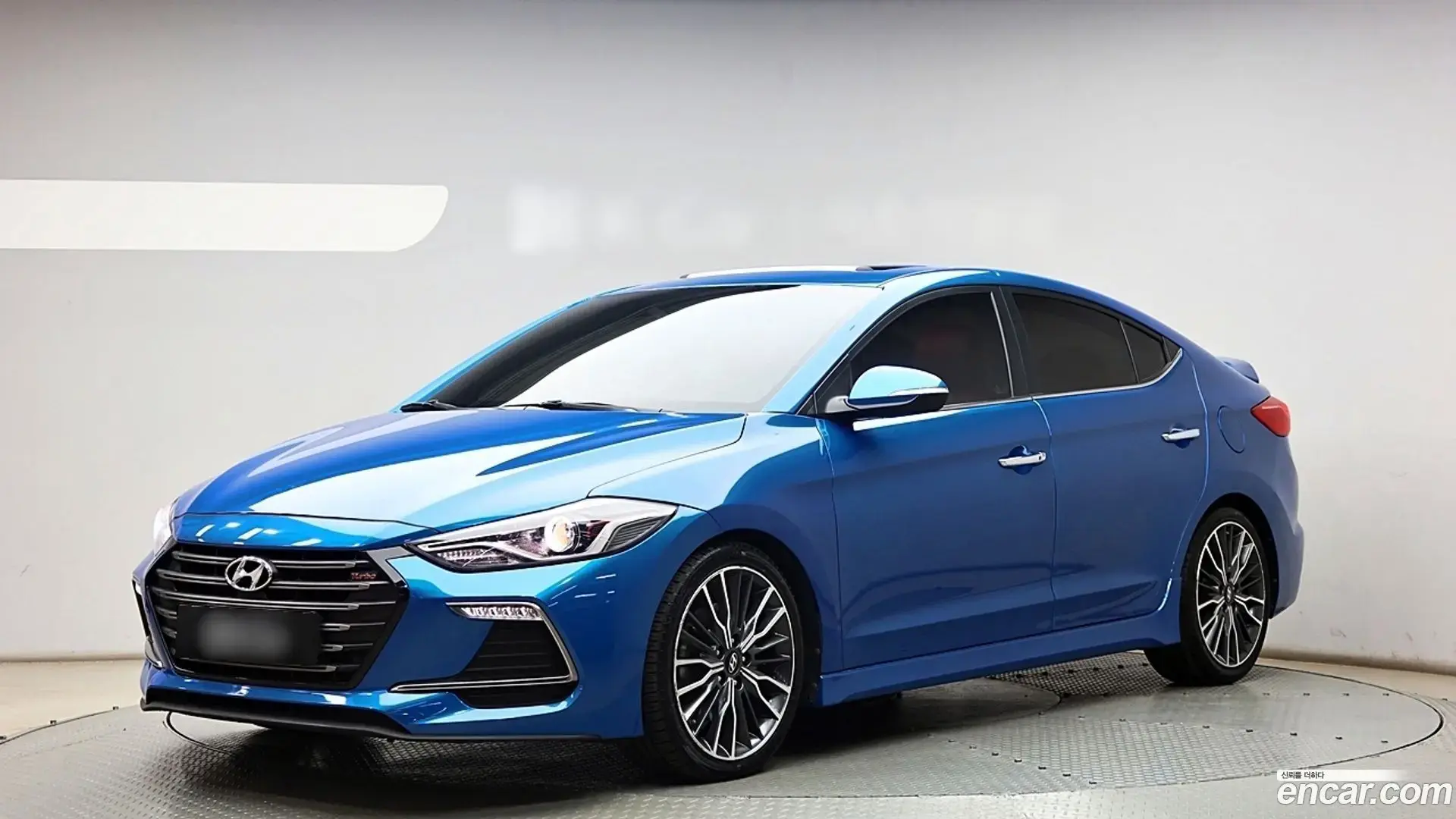 Main__Slider__Photo:AVANTE Hyundai 2017.8-1