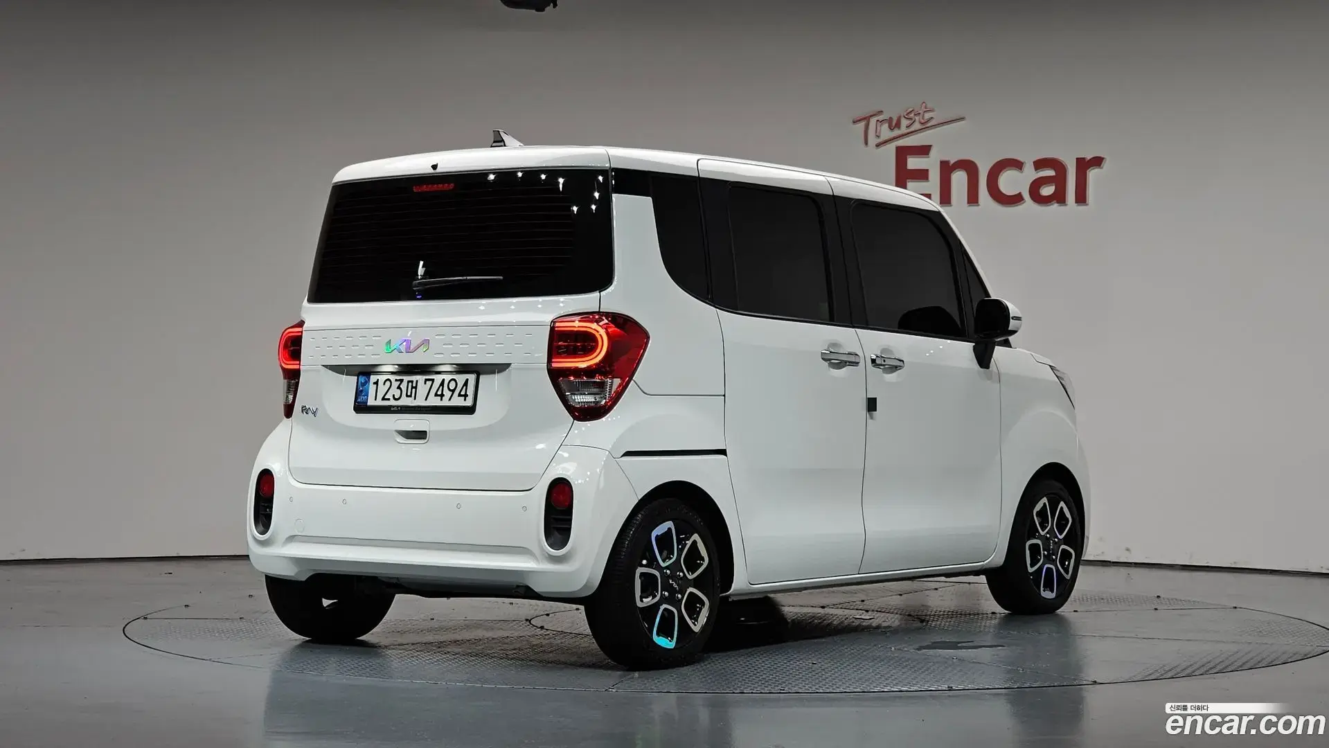 Main__Slider__Photo:RAY Kia 2022.4-1
