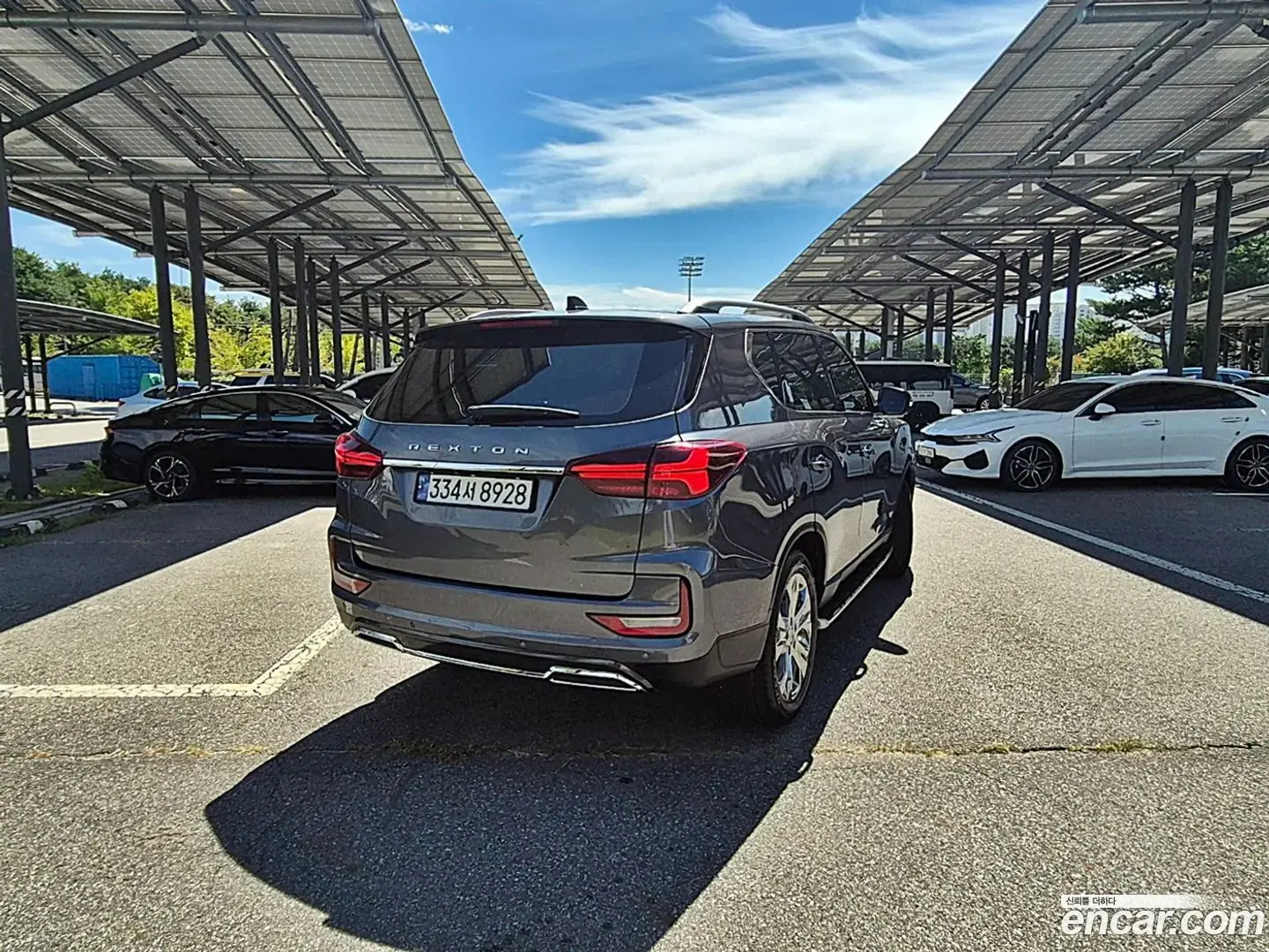 Main__Slider__Photo:Rexton KG Mobility 2023.3-1