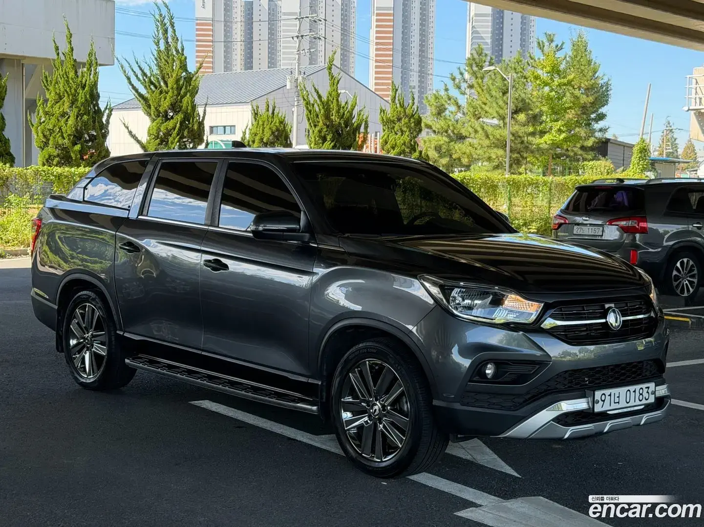 Main__Slider__Photo:Rexton KG Mobility 2020.8-1