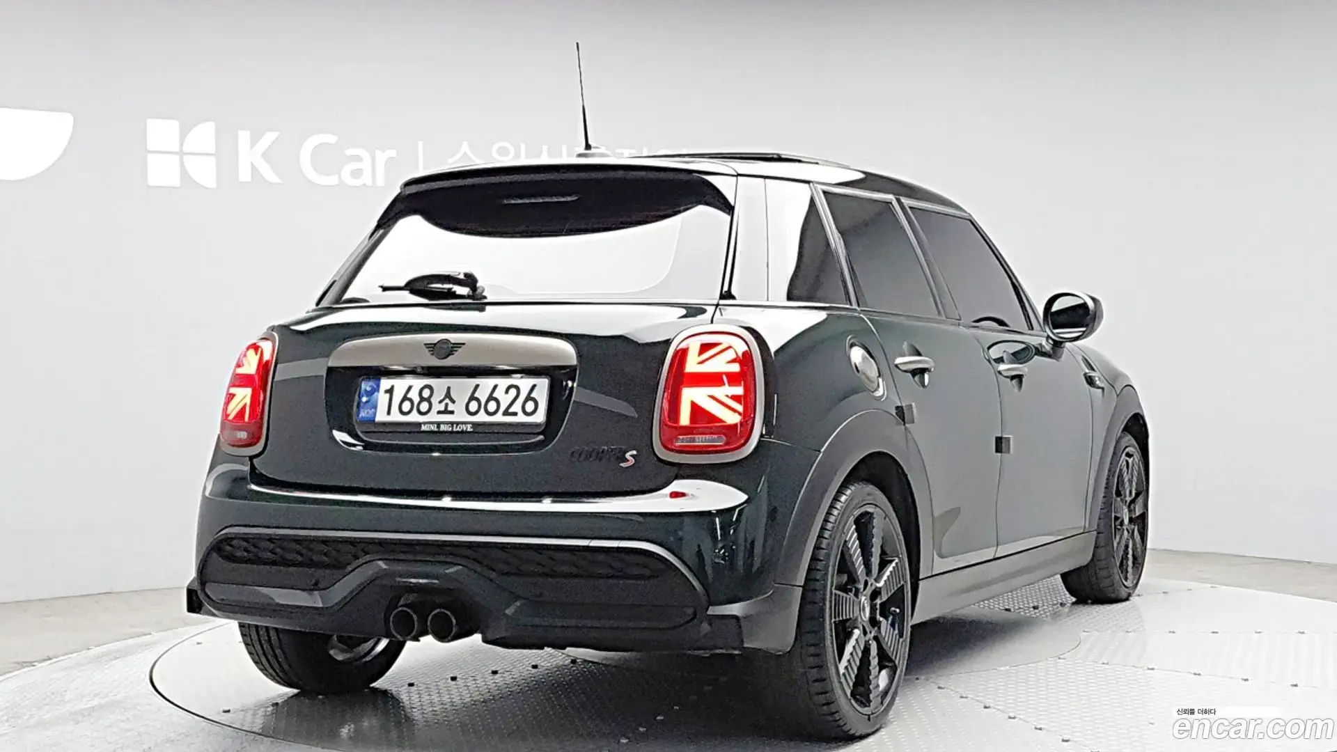 Main__Slider__Photo:Cooper Mini 2022.9-1