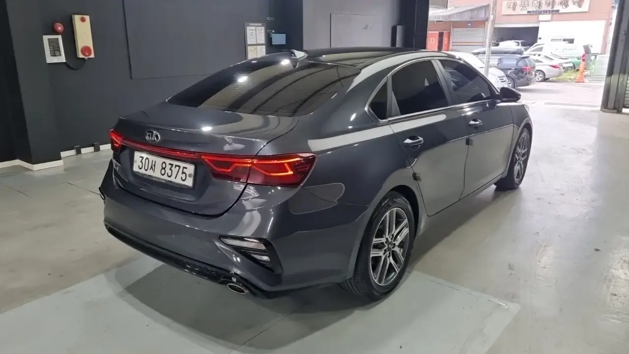 Main__Slider__Photo:K3 Kia 2018.8-1