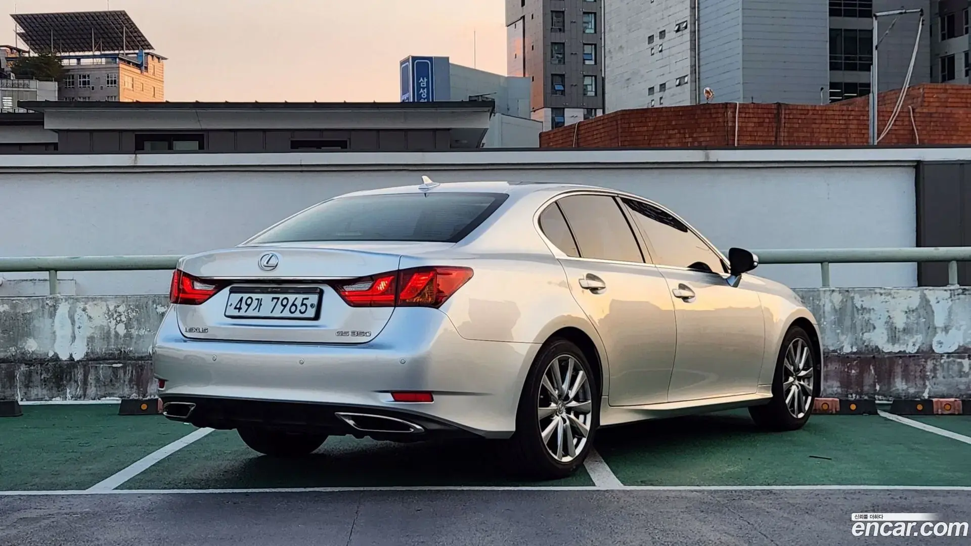 Main__Slider__Photo:GS Lexus 2012.3-1