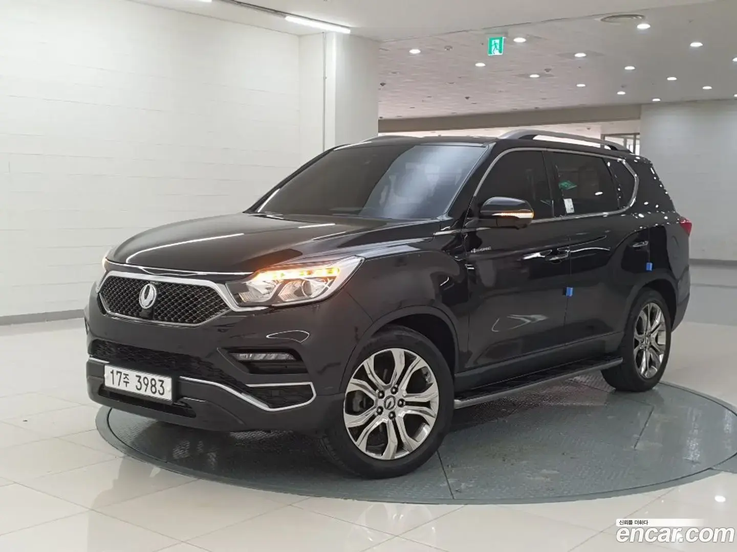 Main__Slider__Photo:Rexton KG Mobility 2018.4-1