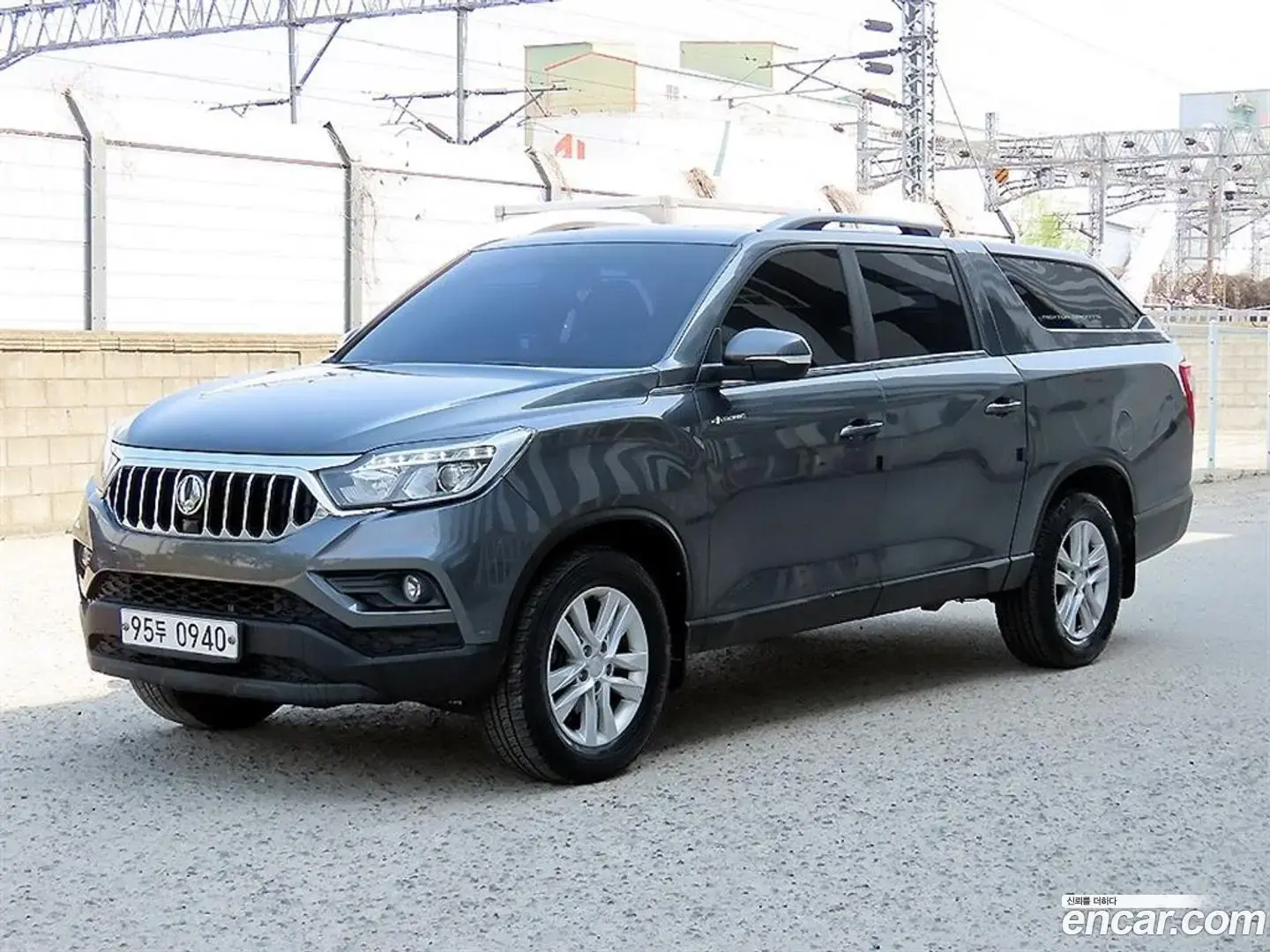 Main__Slider__Photo:Rexton KG Mobility 2019.7-1