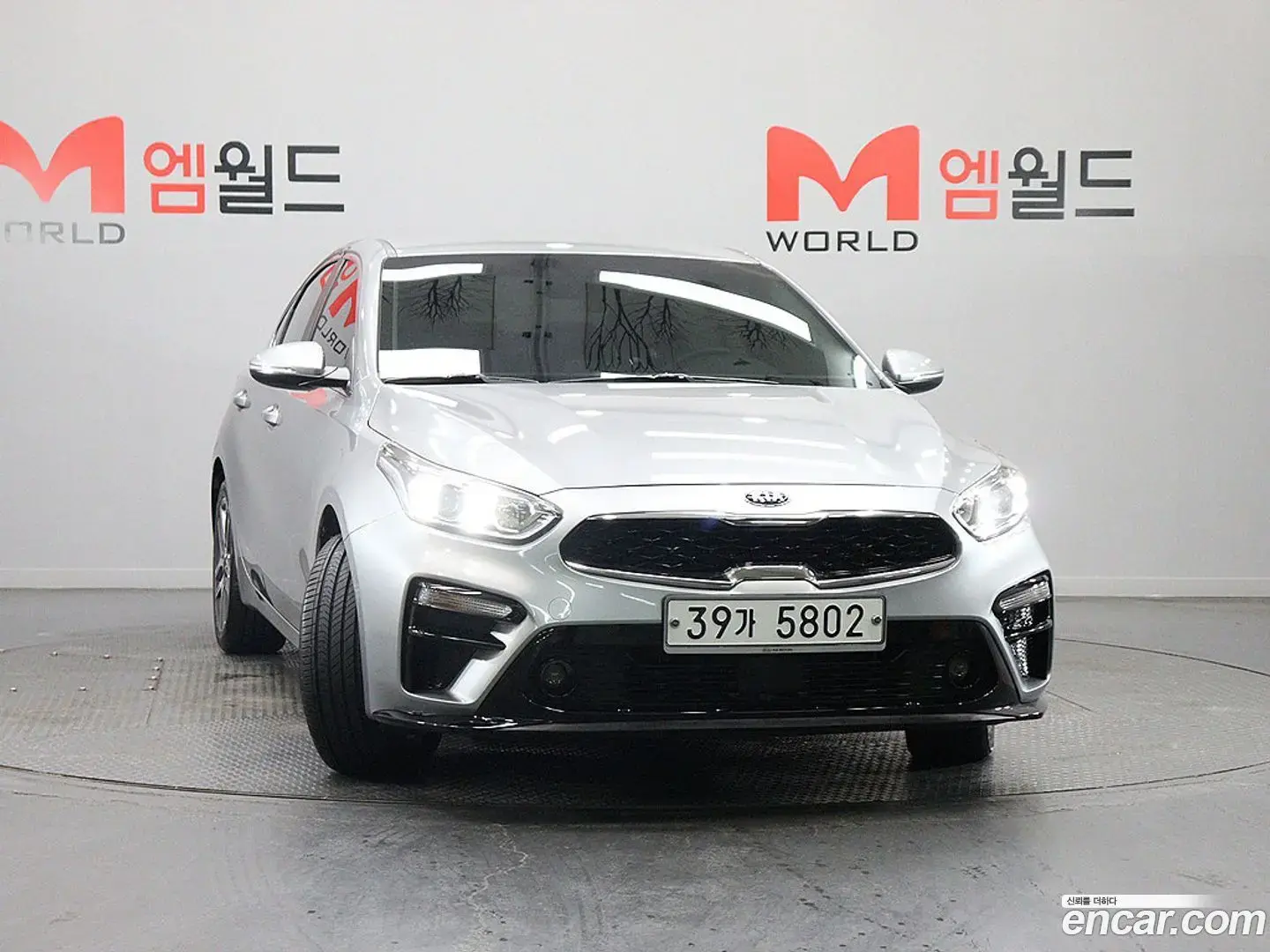 Main__Slider__Photo:K3 Kia 2018.4-1