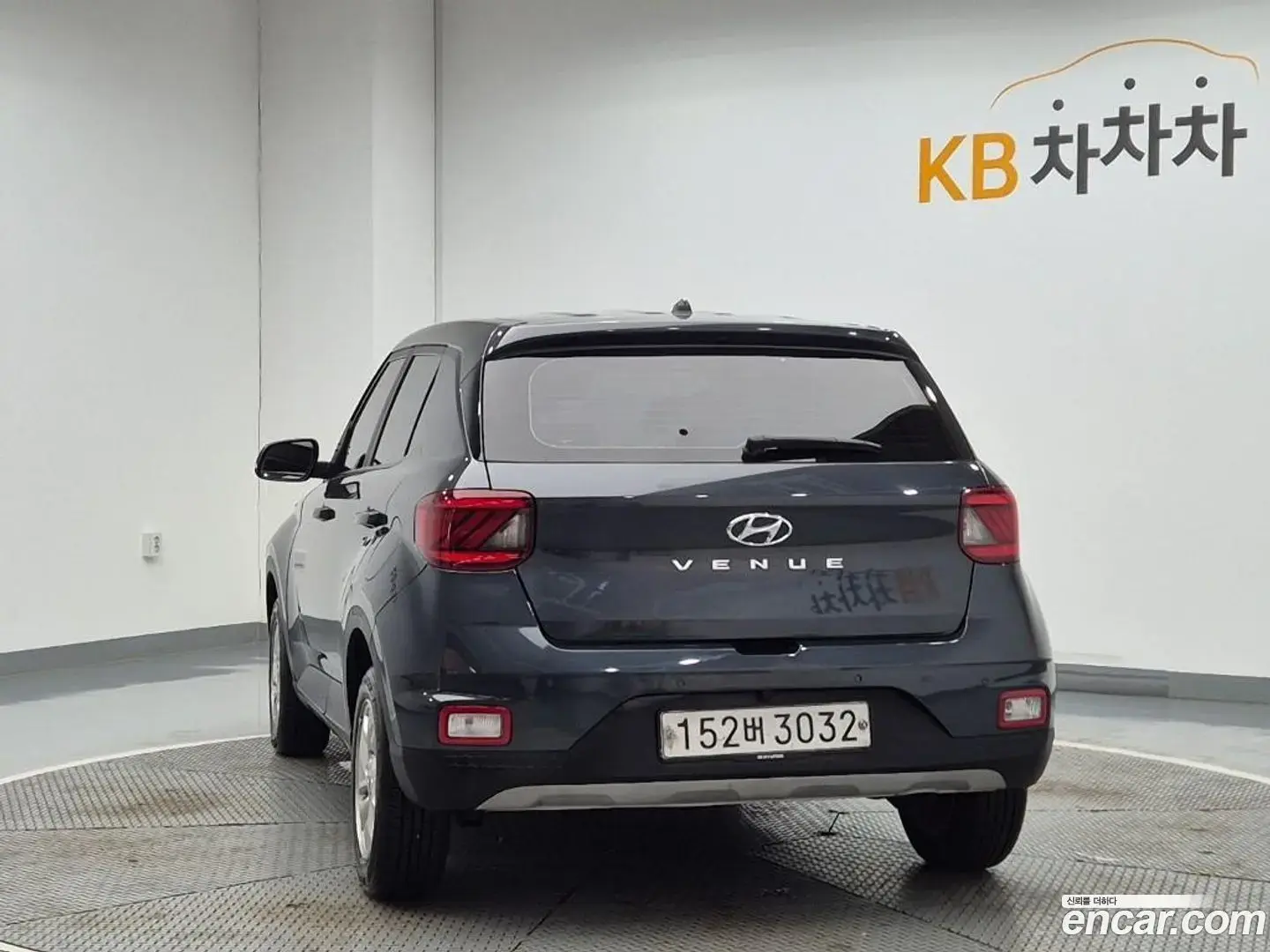 Main__Slider__Photo:Venue Hyundai 2019.11-1