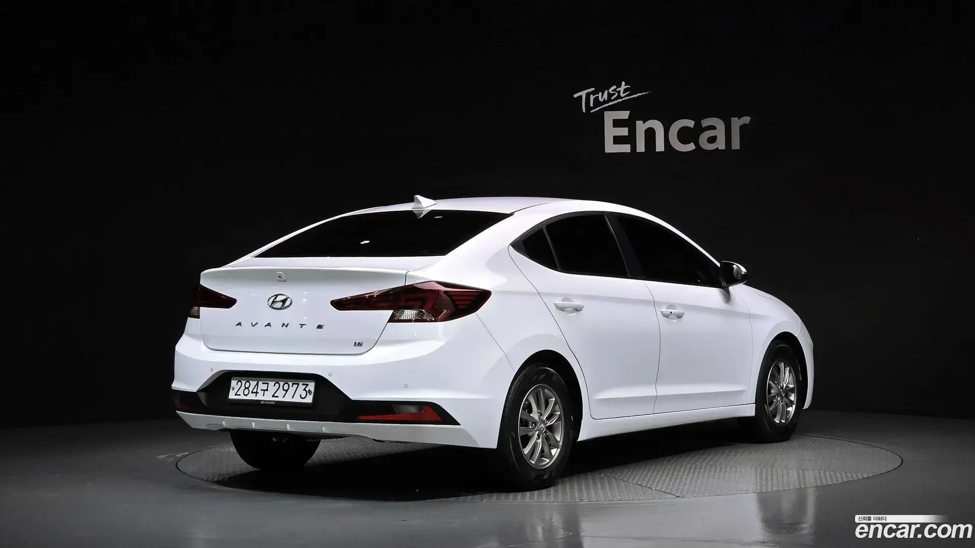 Main__Slider__Photo:AVANTE Hyundai 2019.9-1