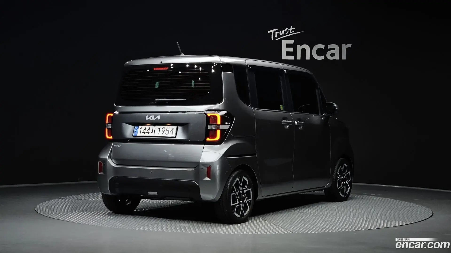 Main__Slider__Photo:RAY Kia 2023.7-1