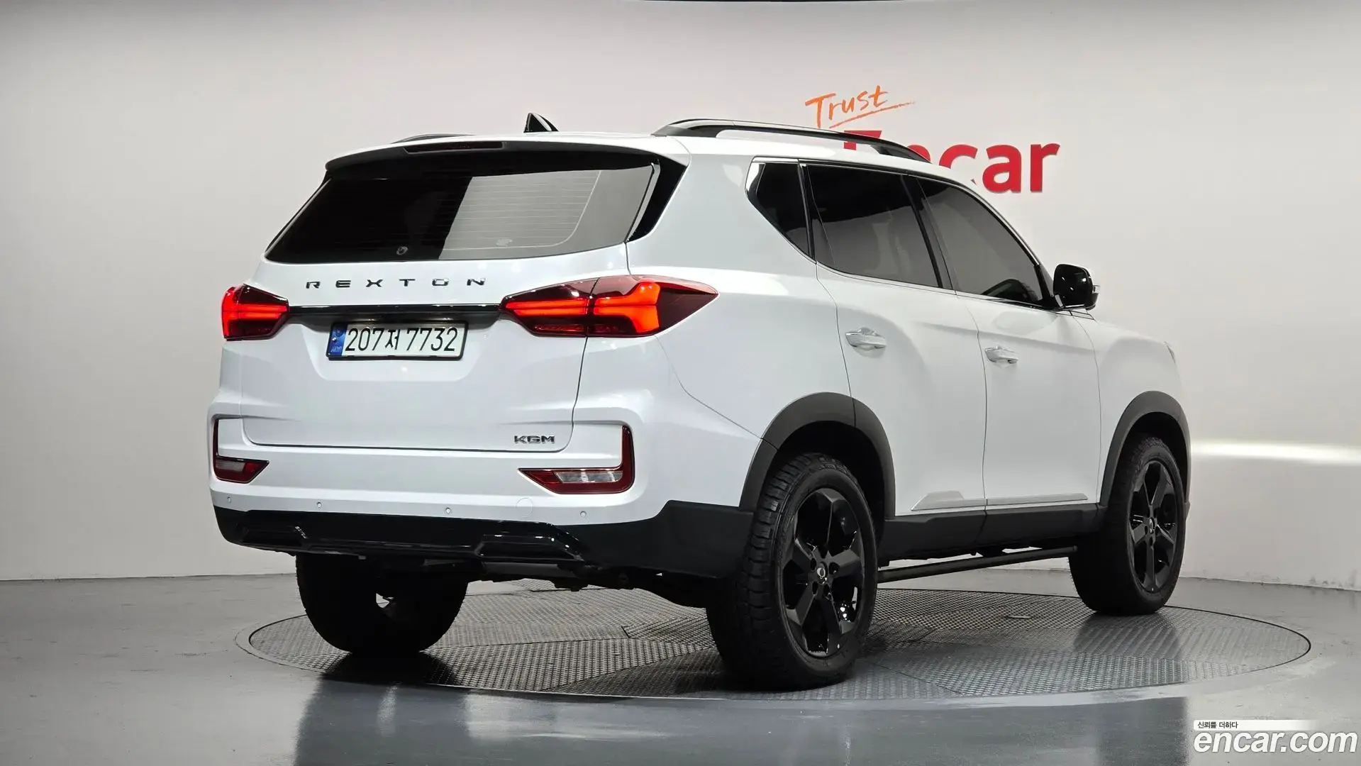 Main__Slider__Photo:Rexton KG Mobility 2024.4-1