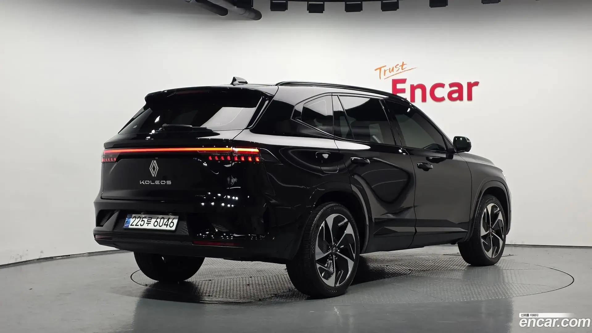 Main__Slider__Photo:Grand Koleos Renault Korea 2024.9-1