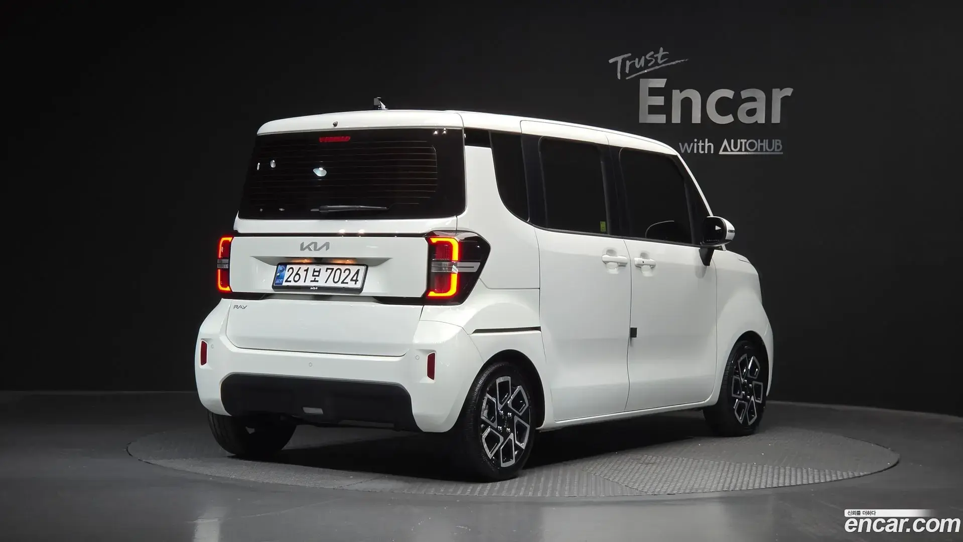 Main__Slider__Photo:RAY Kia 2024.11-1