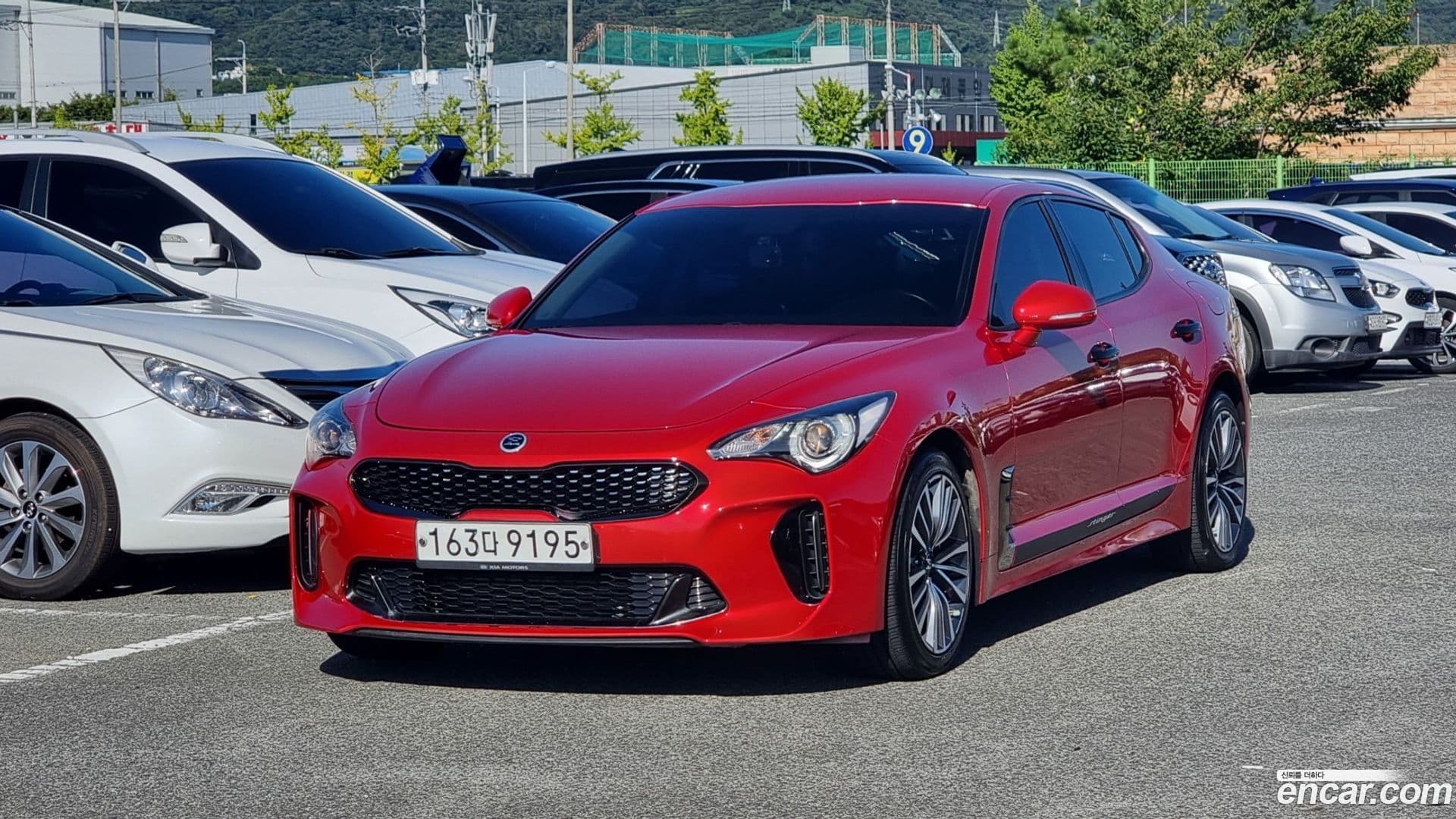 Main__Slider__Photo:Stinger Kia 2017.8-0
