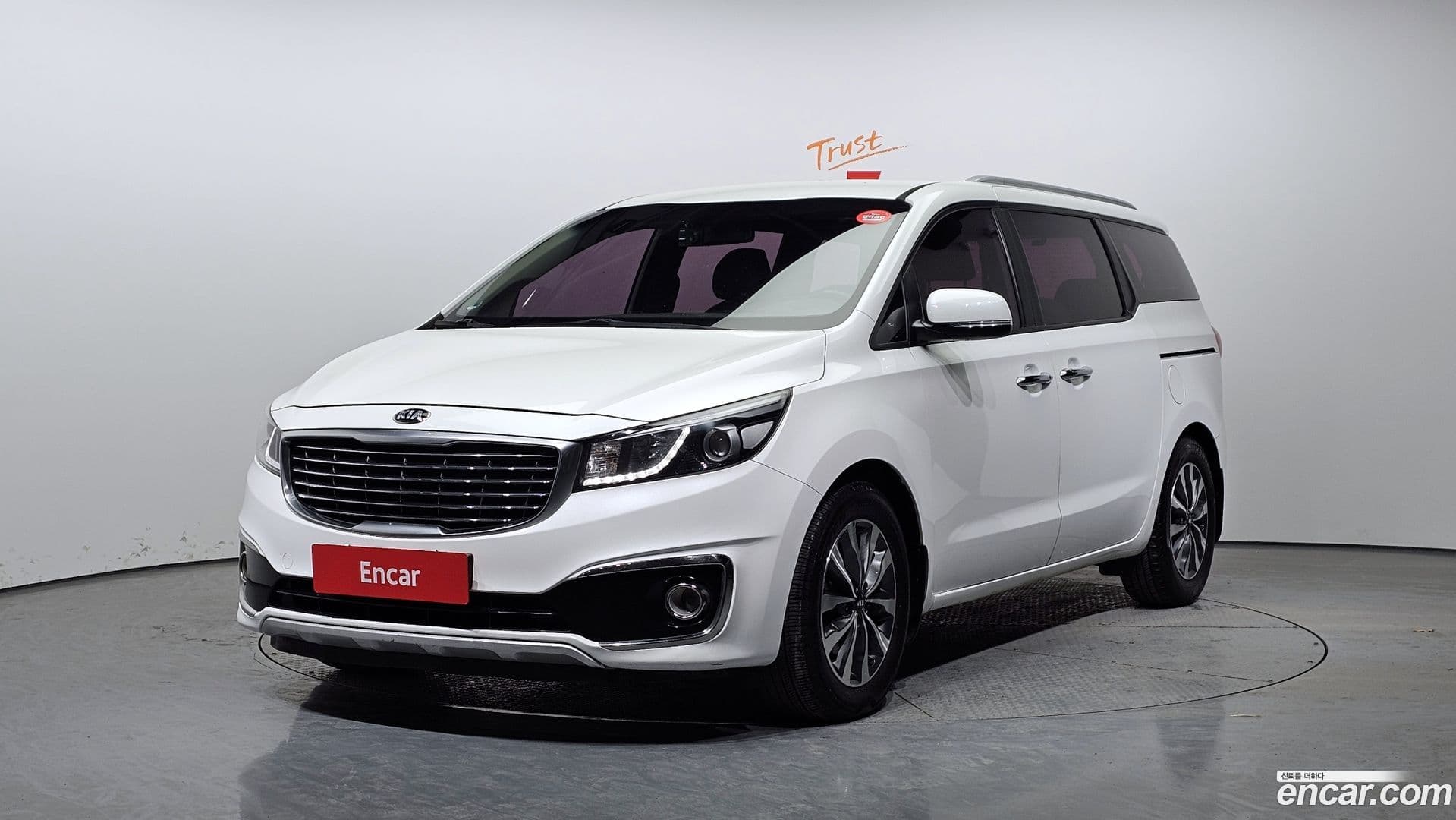 Main__Slider__Photo:Canival Kia 2015.2-0