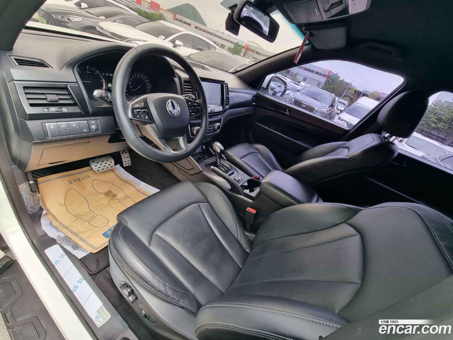 Rexton KG Mobility 2019.11-INNER-007
