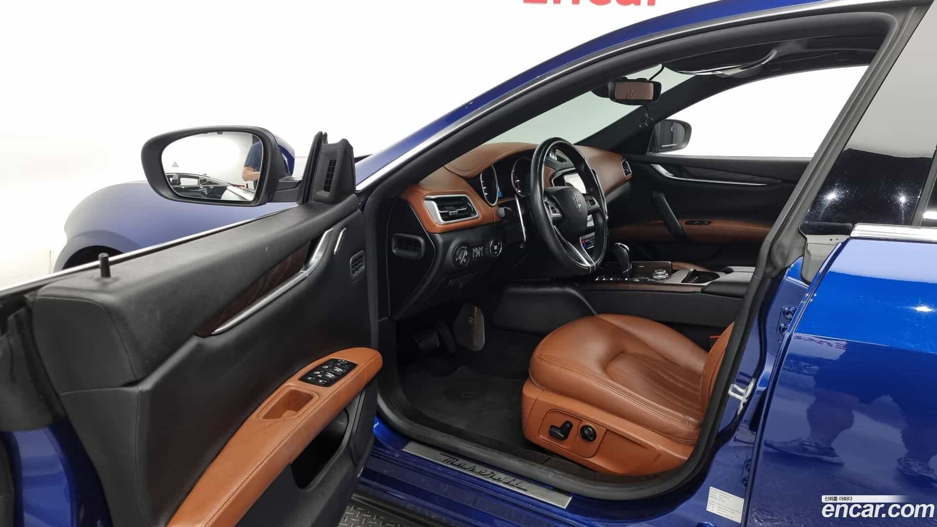 Ghibli Maserati 2017.3-INNER-010
