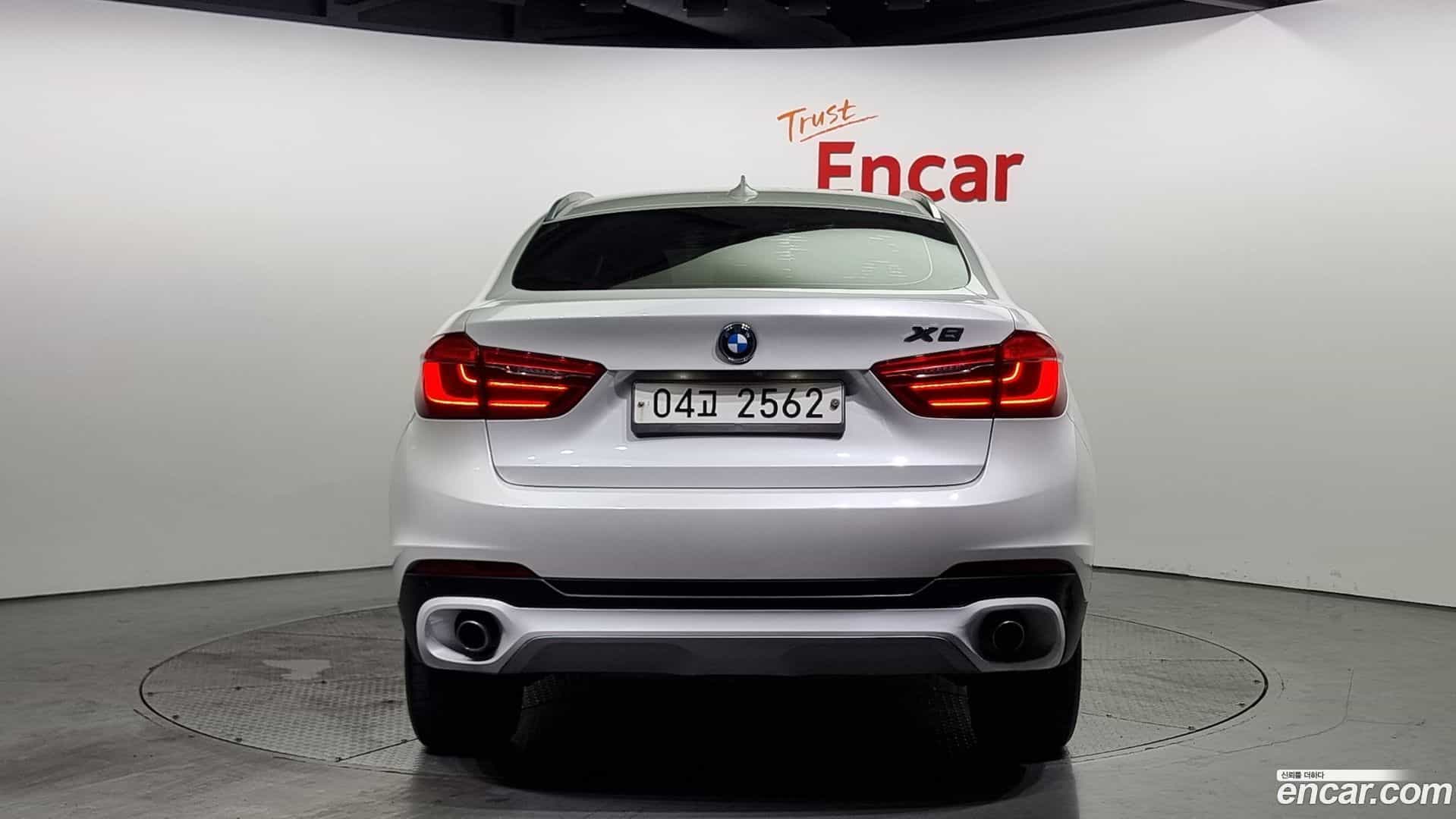 X6 BMW 2017.2-OUTER-004