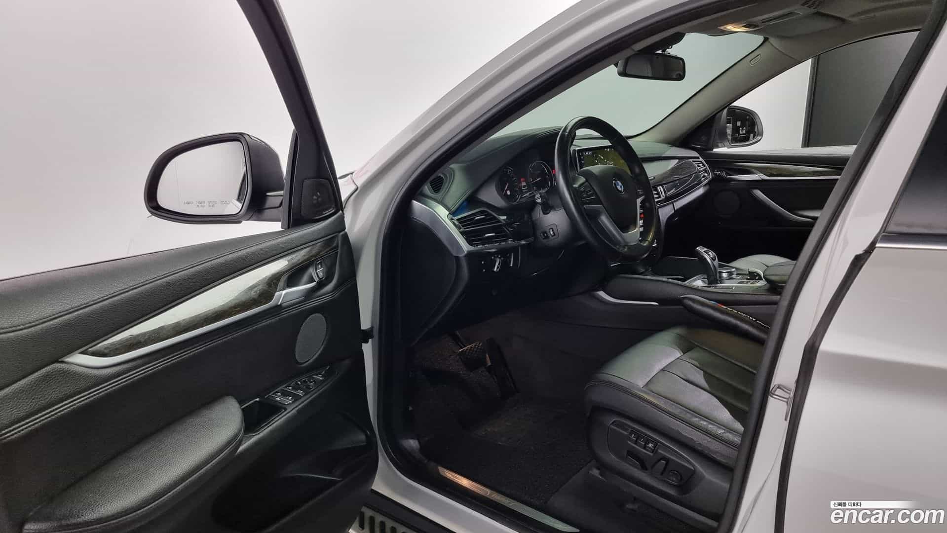 X6 BMW 2017.2-OPTION-016