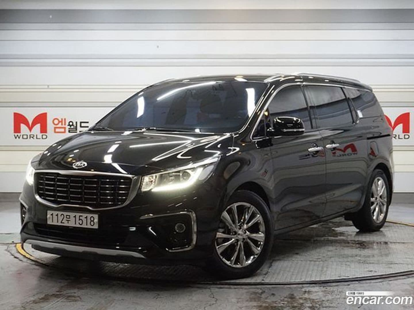 Main__Slider__Photo:Canival Kia 2019.3-0