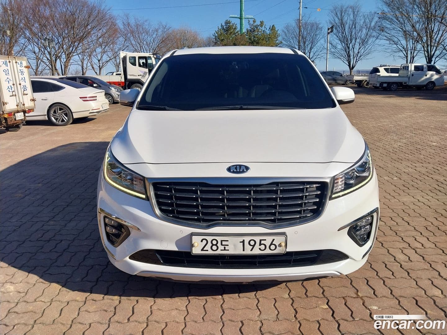 Main__Slider__Photo:Canival Kia 2018.7-0