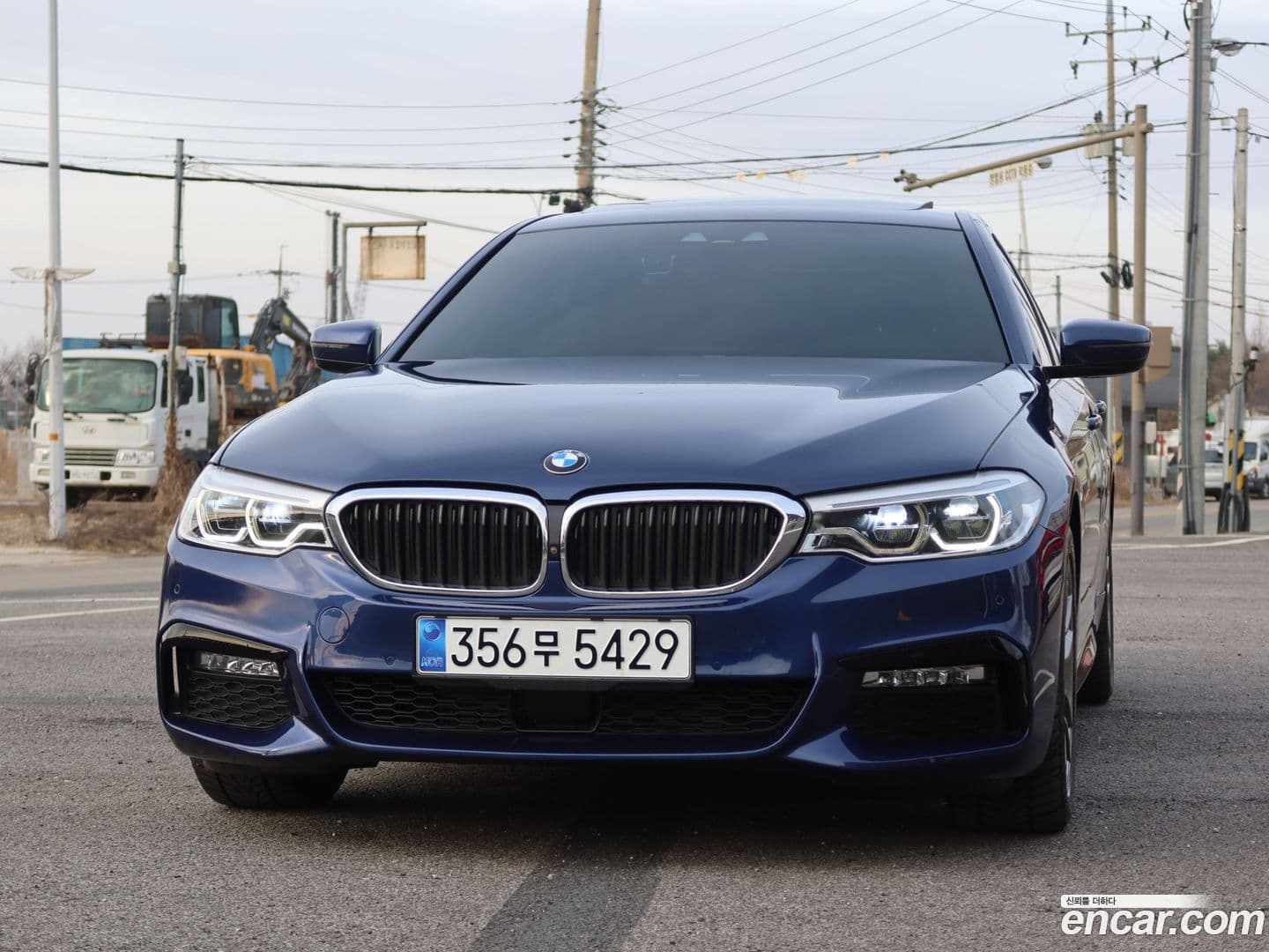 Main__Slider__Photo:5-Series BMW 2018.9-0