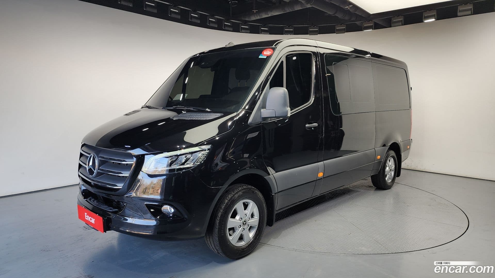 Main__Slider__Photo:Sprinter Mercedes-Benz 2022.7-0