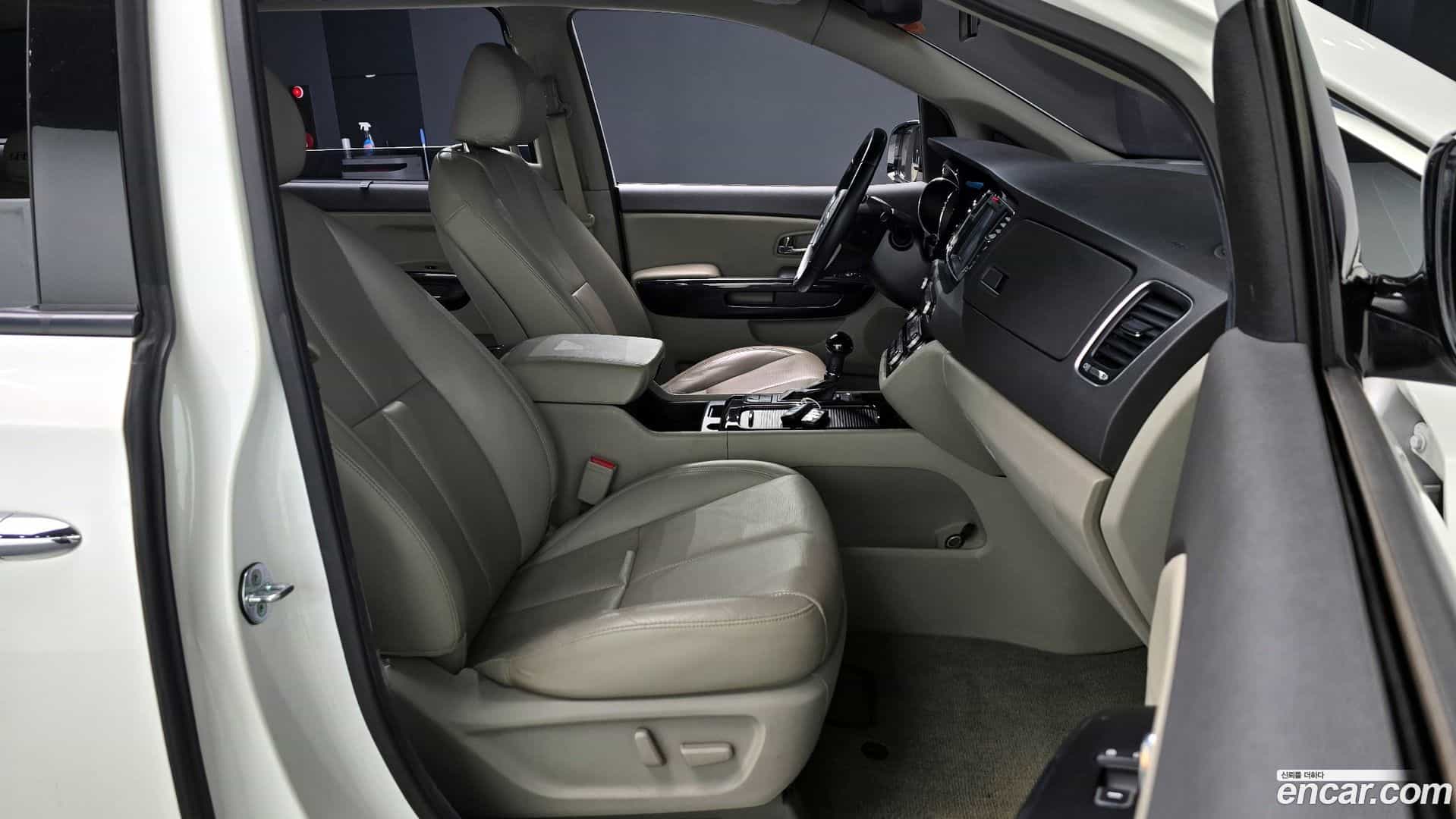 Canival Kia 2015.5-INNER-010