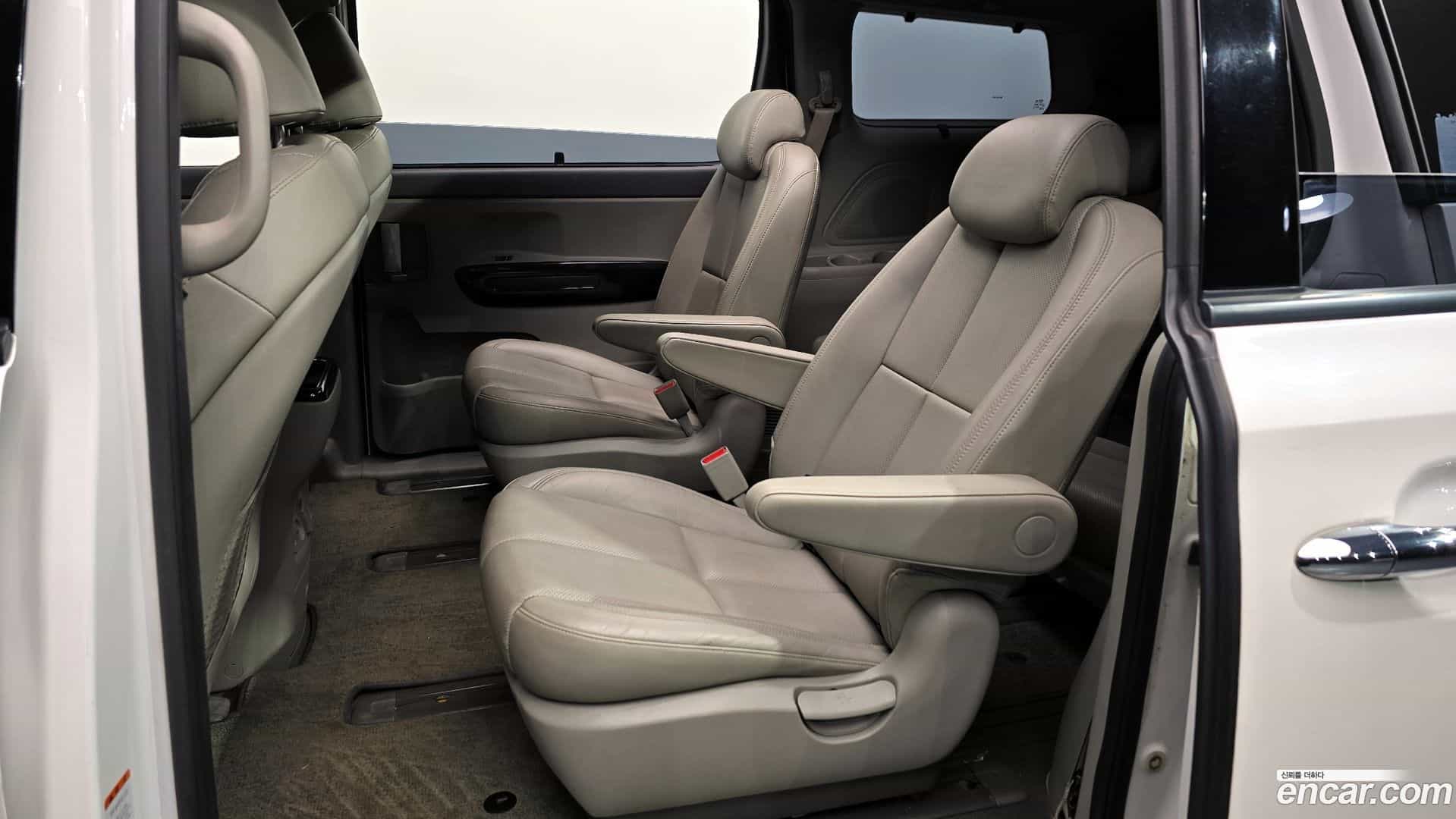 Canival Kia 2015.5-OPTION-016