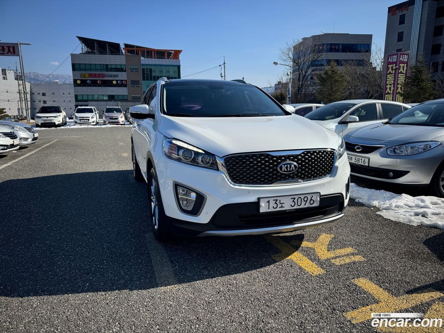 Main__Slider__Photo:Sorento Kia 2015.2-0