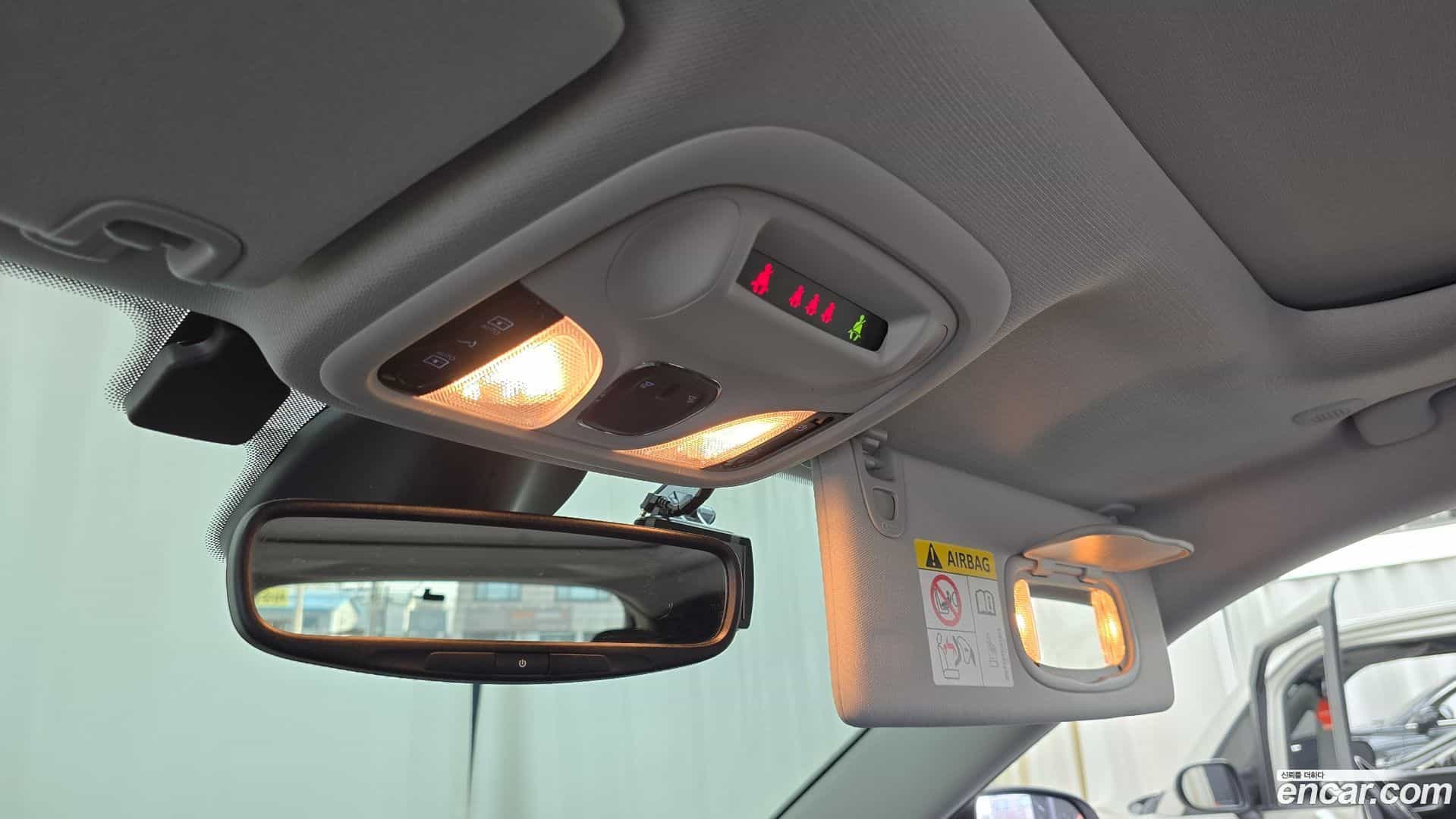 Cherokee Jeep 2020.0-OPTION-022