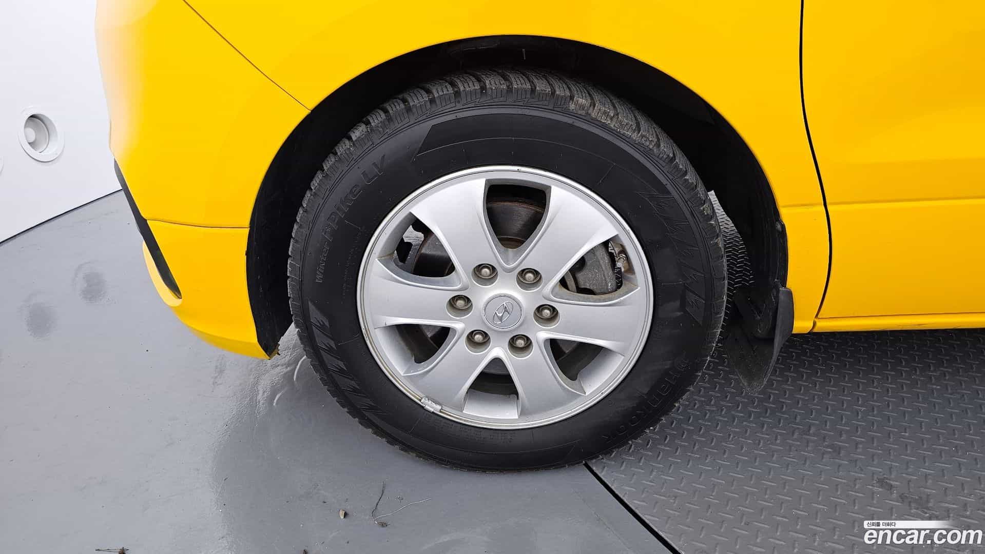 Starex Hyundai 2019.2-OUTER-005