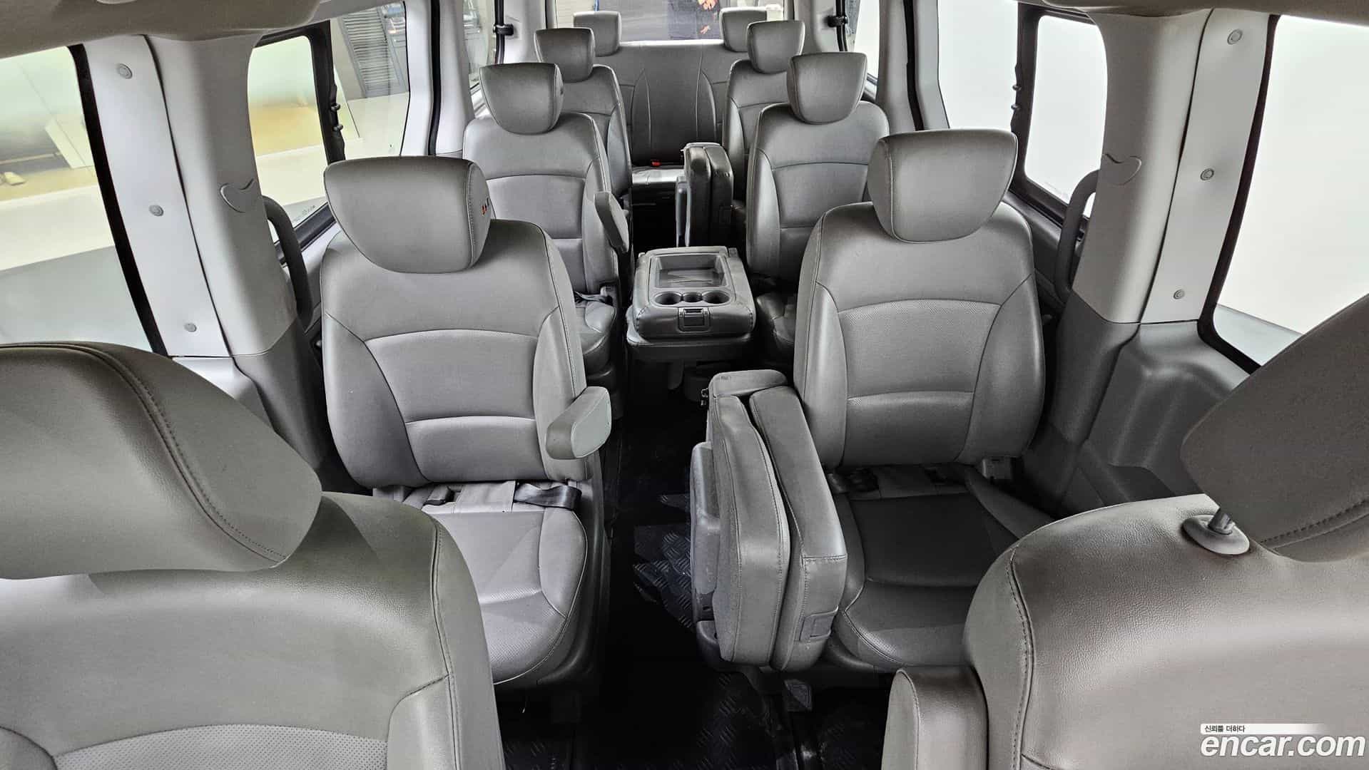 Starex Hyundai 2019.2-OPTION-022