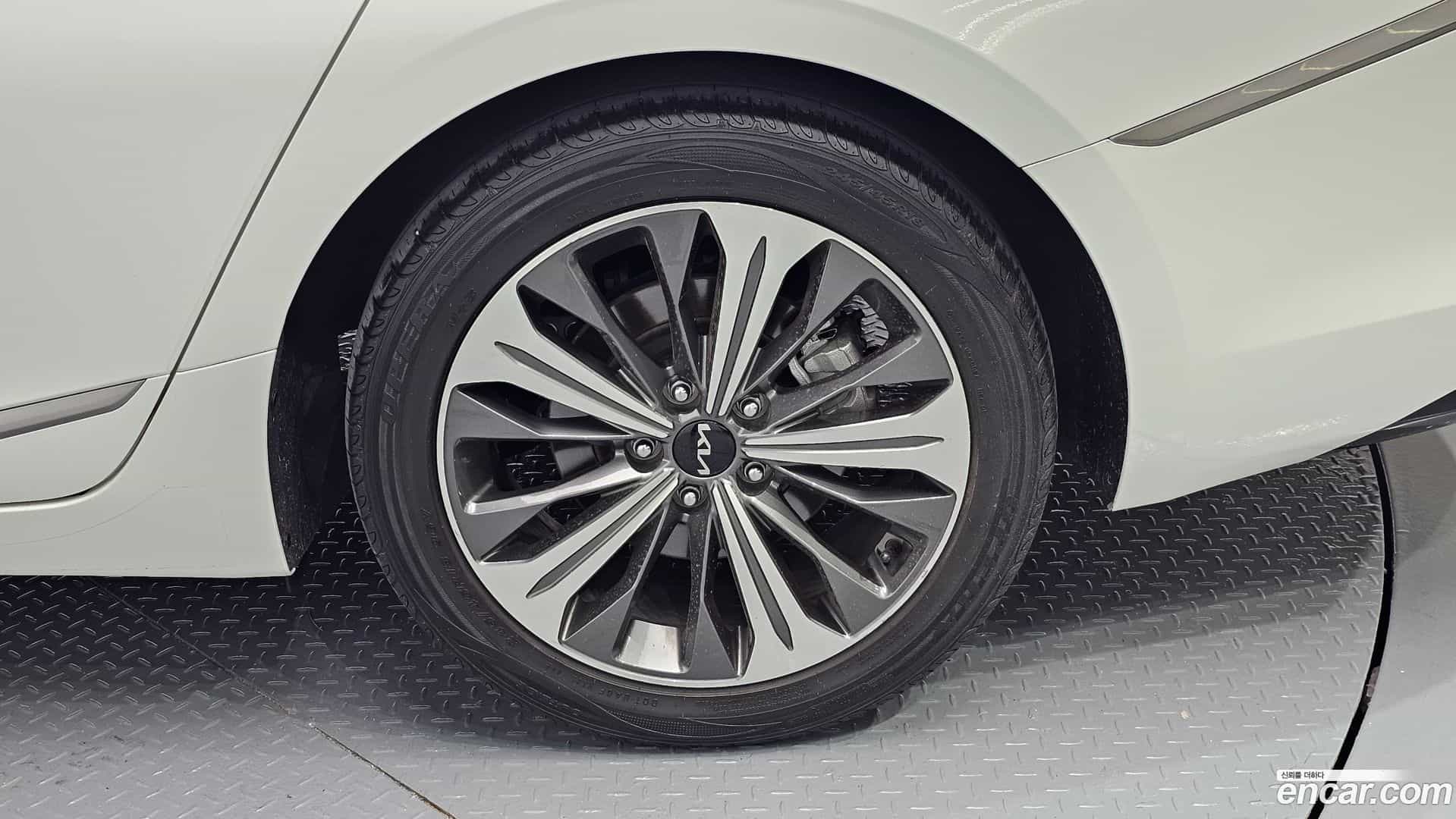 K8 Kia 2021.4-OUTER-005