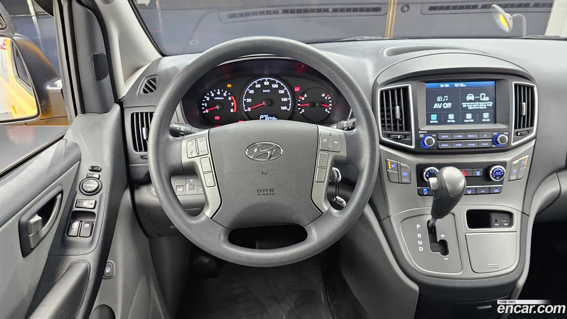 Starex Hyundai 2019.9-OPTION-017