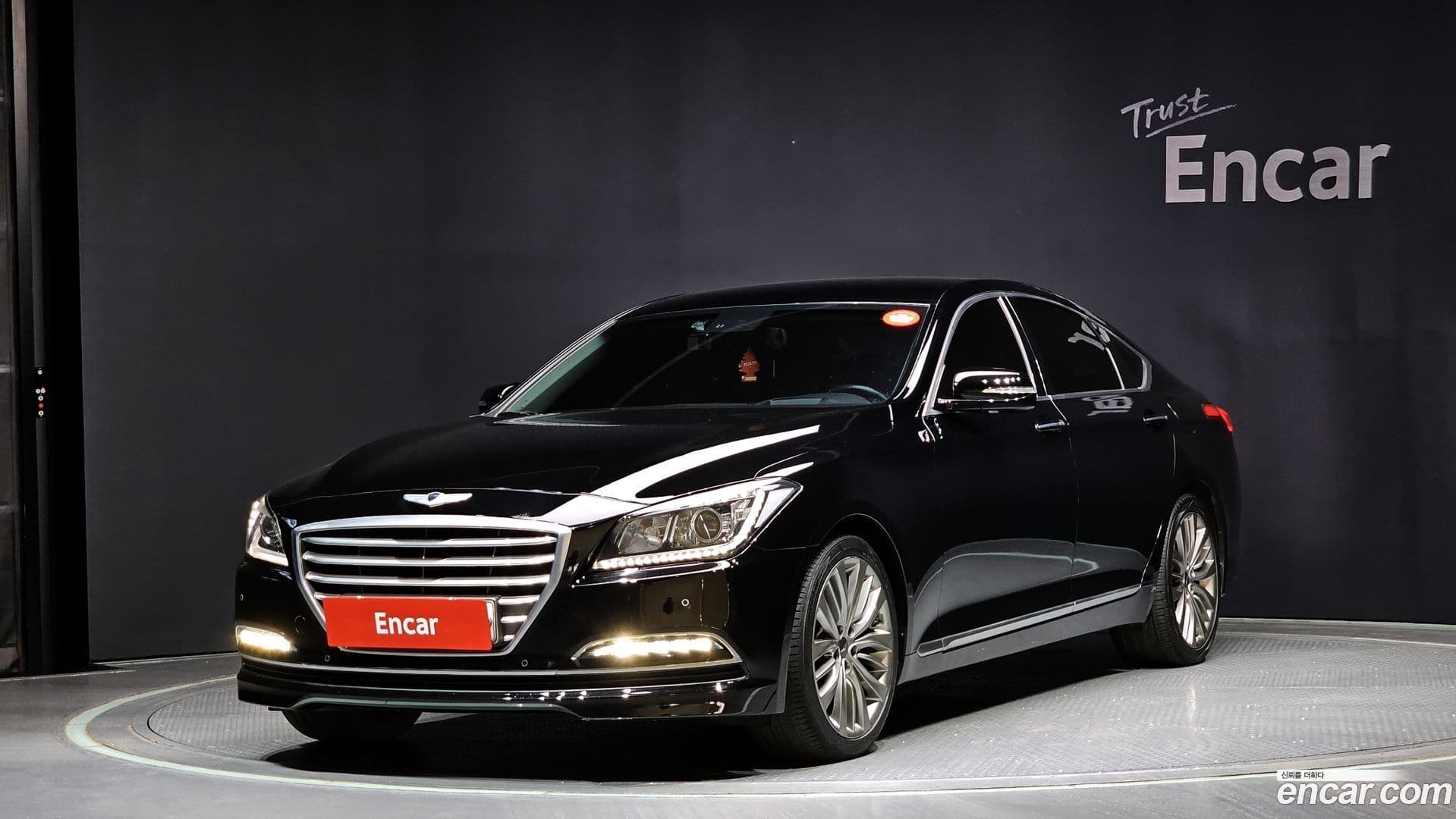 Main__Slider__Photo:Genesis Hyundai 2016.2-0