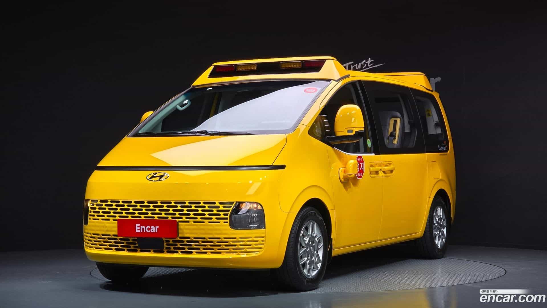 Staria Hyundai 2024.0-THUMBNAIL-11
