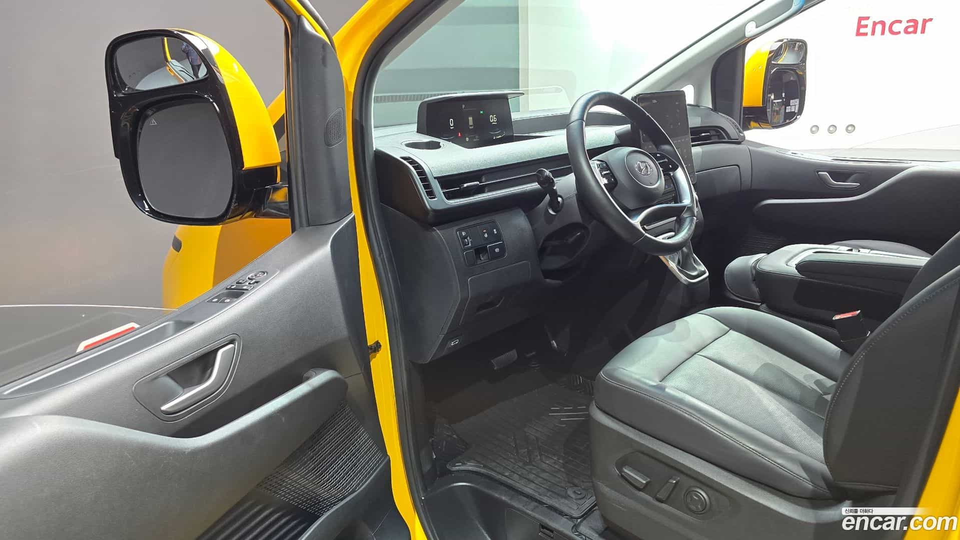 Staria Hyundai 2024.0-INNER-8