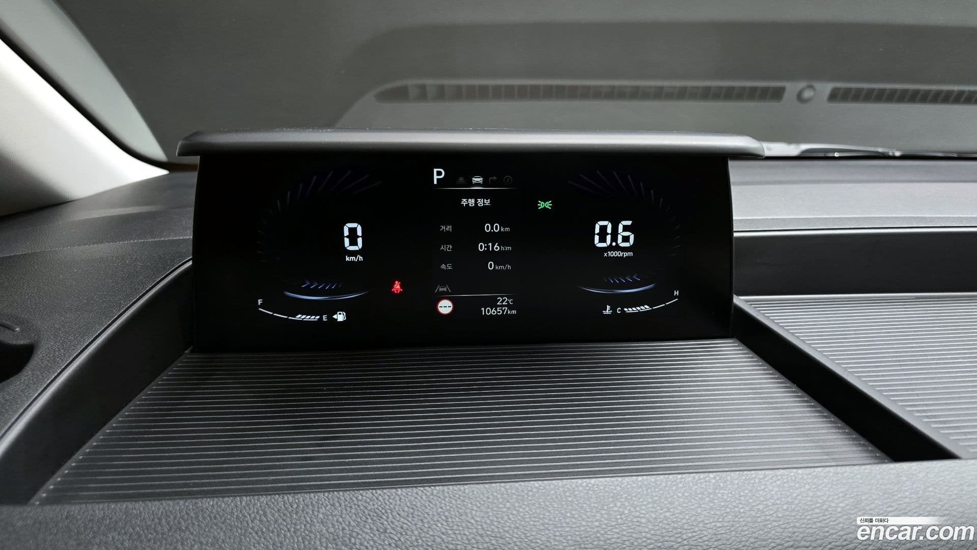 Main__Slider__Photo:Staria Hyundai 2024.0-16