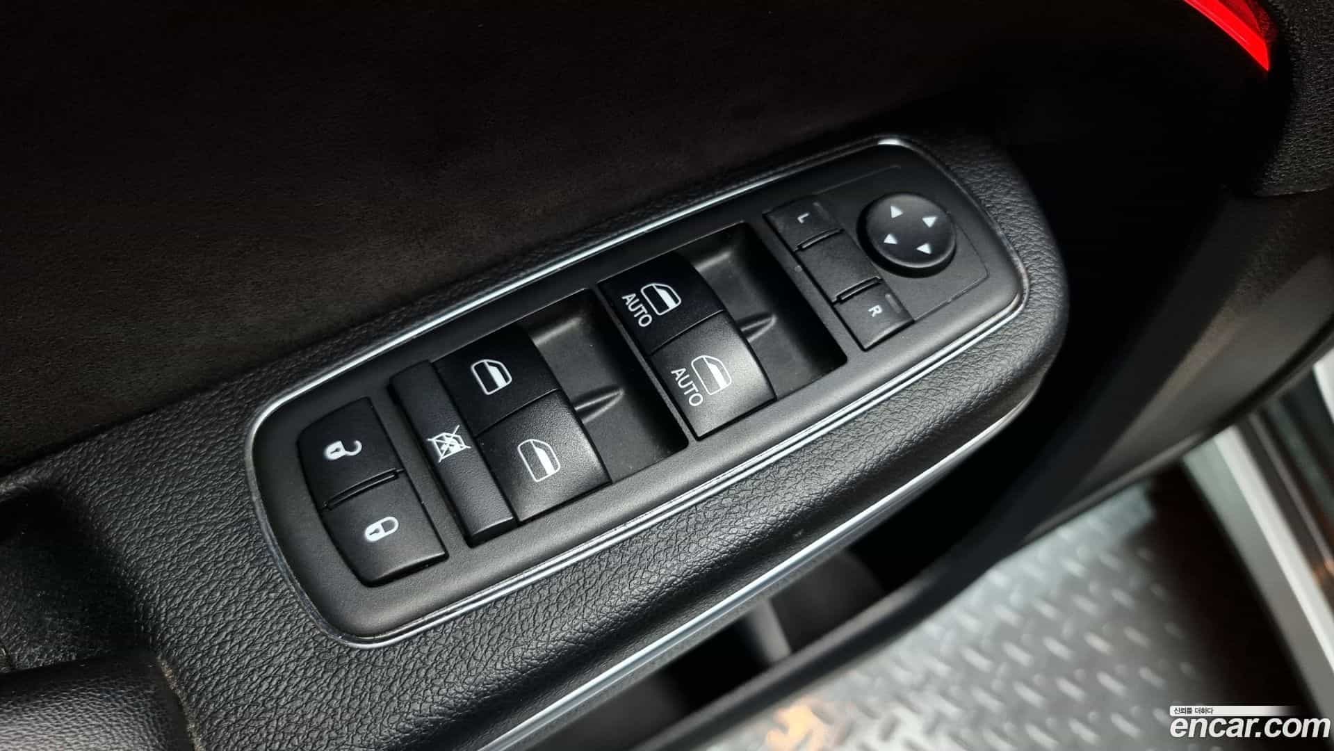Charger Dodge 2018.11-OPTION-021