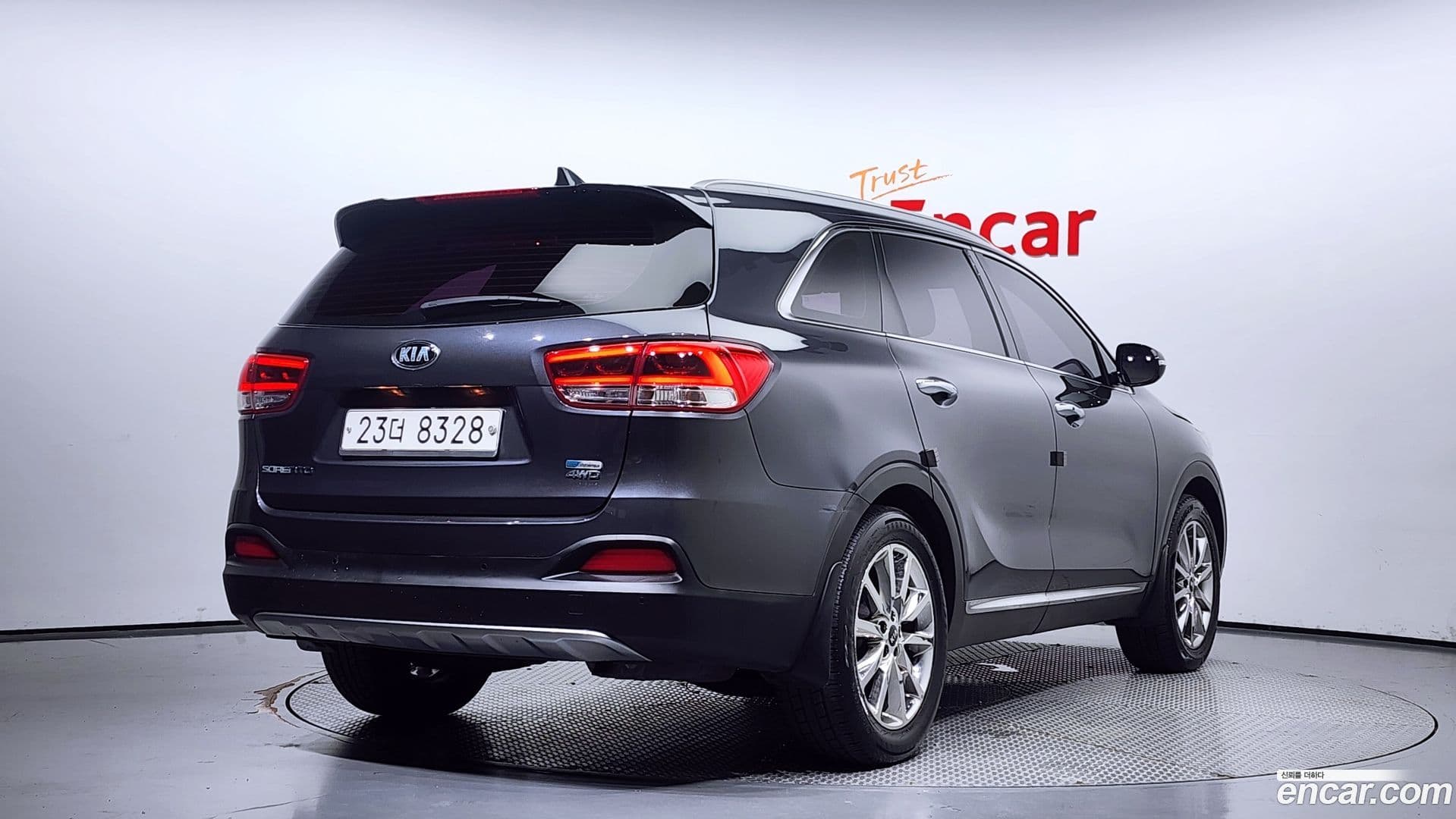 Main__Slider__Photo:Sorento Kia 2014.9-0